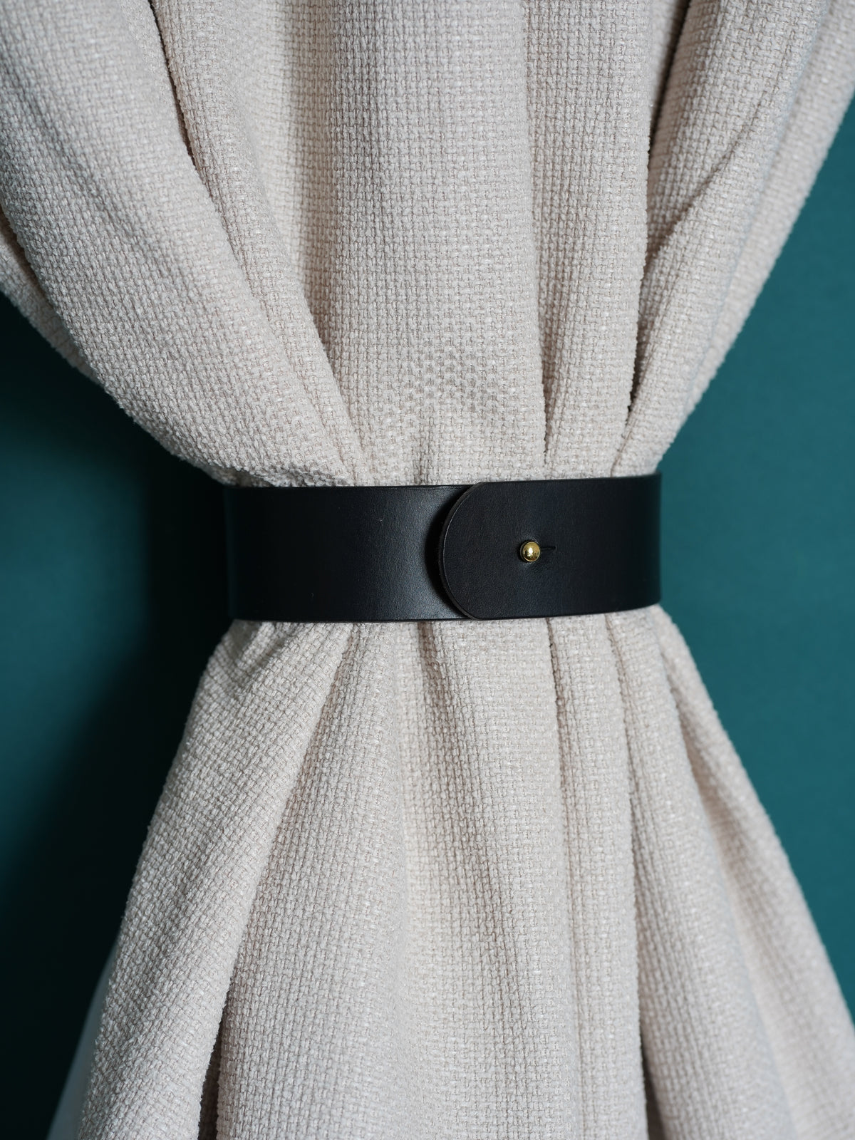 Handmade Leder Raffhalter | Gardinenhalter Vorhangband | Buttero-Leder