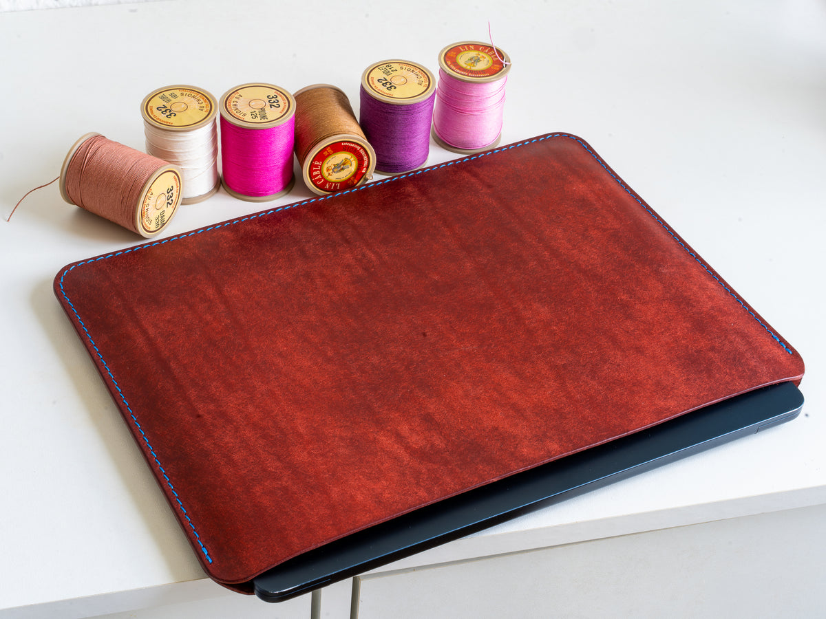 Premium MacBook Sleeve | Hand-stitched Tuscan leather | Leather iPad Pro MacBook Air Pro case
