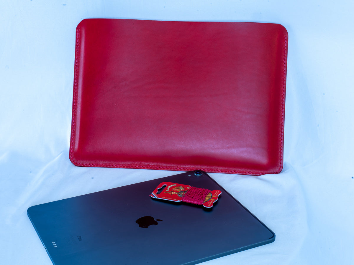 Housse MacBook en cuir cousue main | Housse en cuir Air Pro 13 14 15 16 | Badalassi Carlo | Bone