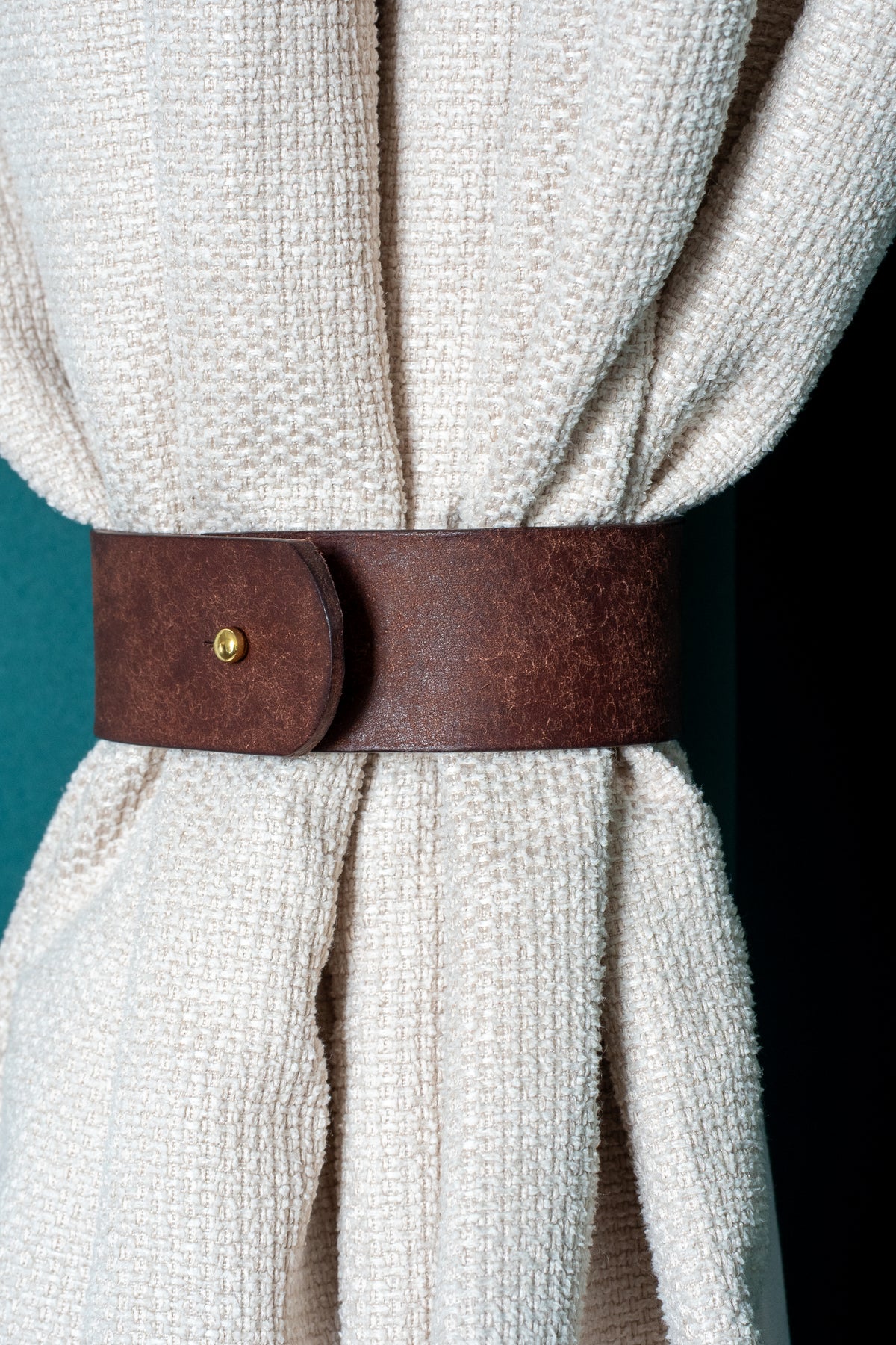 Attaches de rideaux en cuir faites à la main | Cuir tanné végétal | 20-30cm | Sans perçage | Embrasses de rideaux | Remise sur quantité jusqu'à 20%