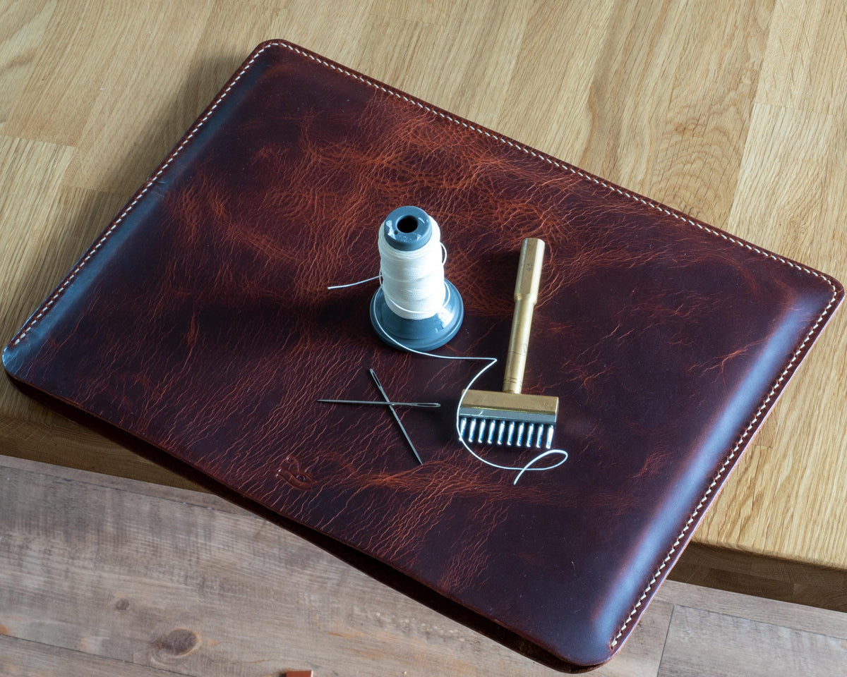 Leather MacBook sleeve | MacBook Case | minimalist iPad sleeve | Laptop case 11, 13, 14, 15, 16,17