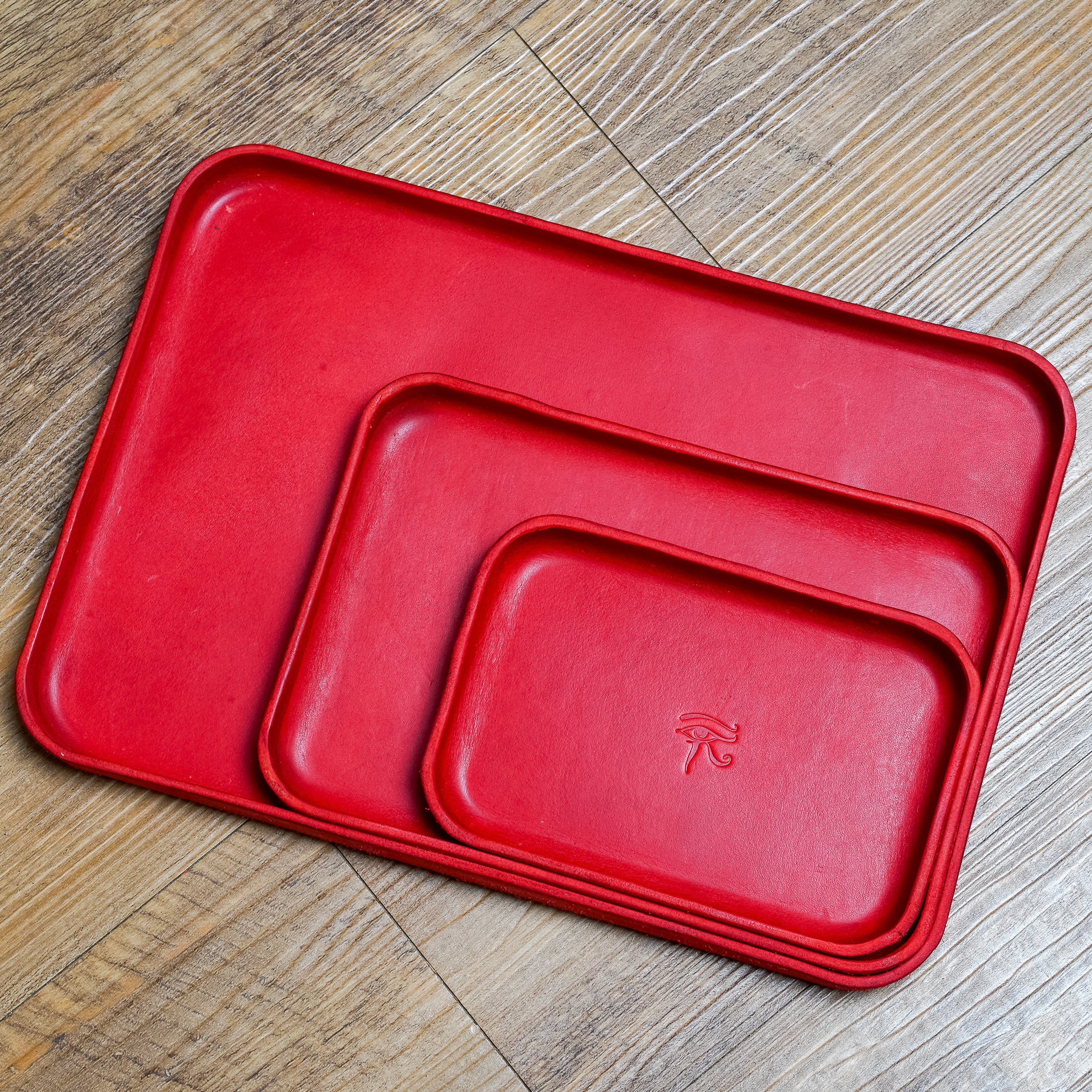 Red Leather Tray Organizer | Valet Tray & Key Holder made of Vegetable-Tanned Leather | Handmade Leather Desk Tray