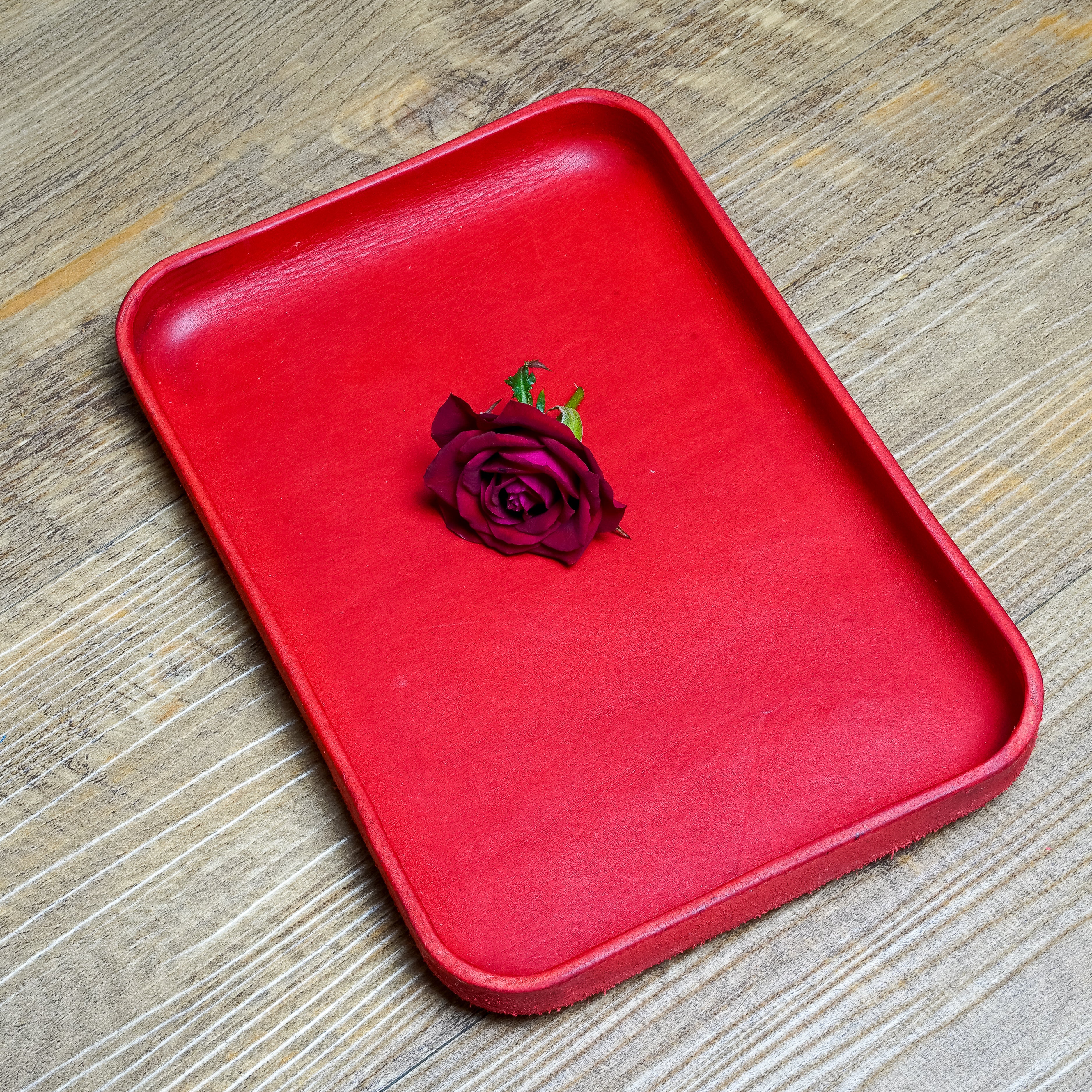 Red Leather Tray Organizer | Valet Tray & Key Holder made of Vegetable-Tanned Leather | Handmade Leather Desk Tray