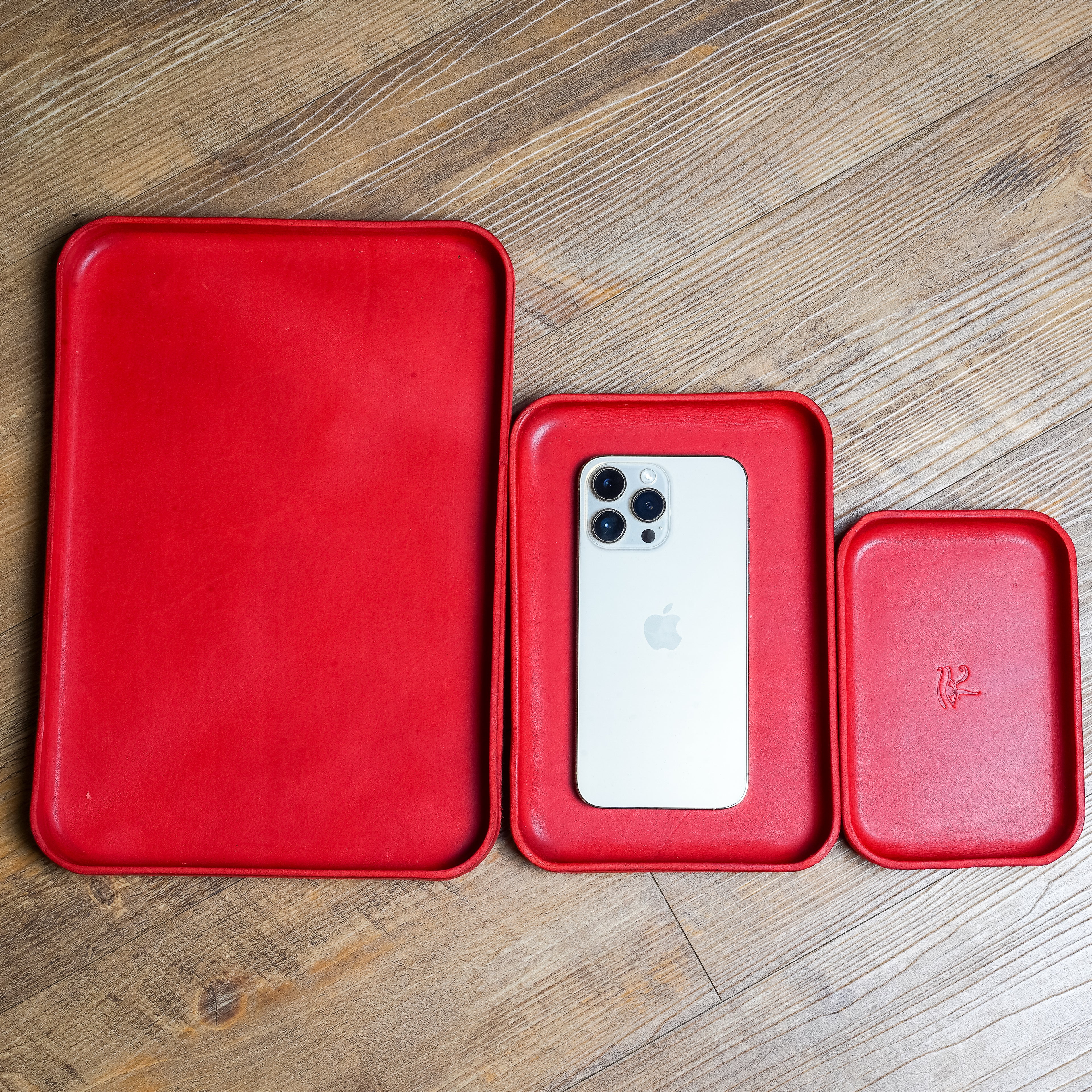Red Leather Tray Organizer | Valet Tray & Key Holder made of Vegetable-Tanned Leather | Handmade Leather Desk Tray