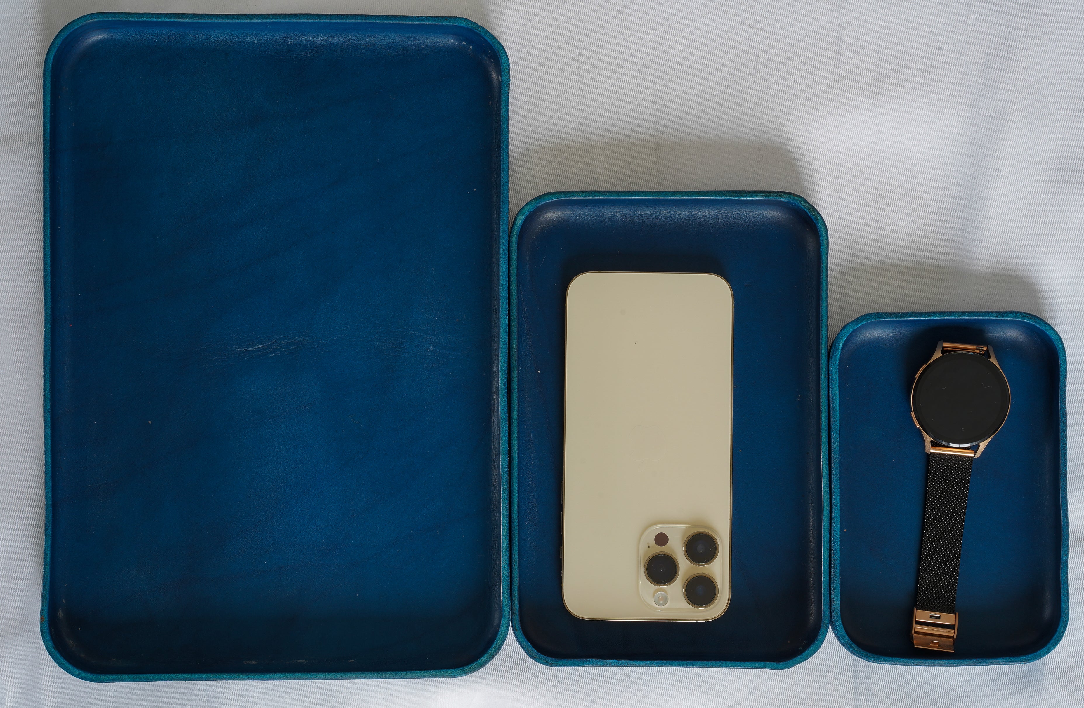 Navy Blue Leather Tray Organizer | Valet Tray & Key Holder Made of Vegetable-Tanned Leather | Handmade Leather Desk Tray