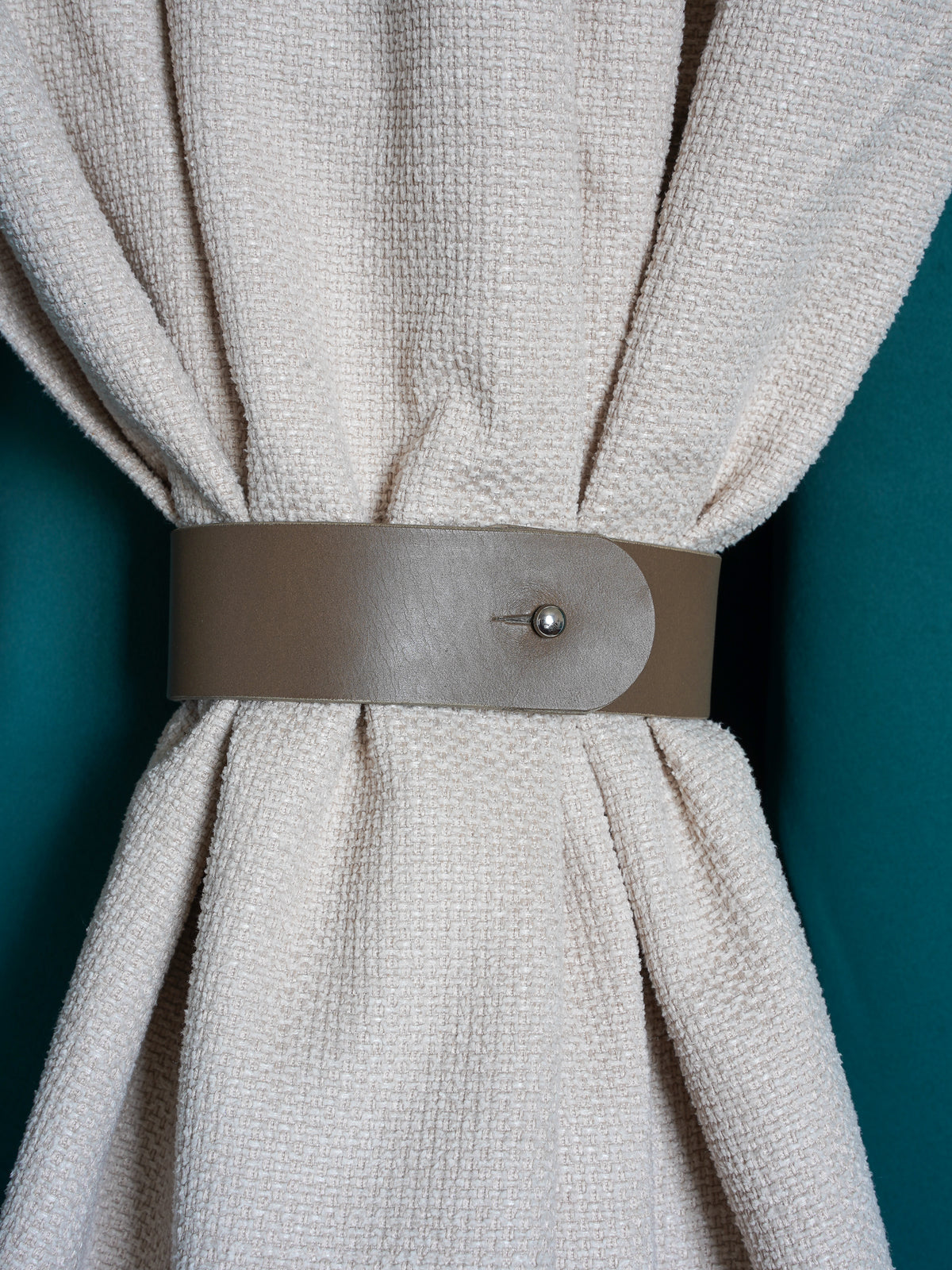 Handmade Leder Raffhalter | Gardinenhalter Vorhangband | Buttero-Leder