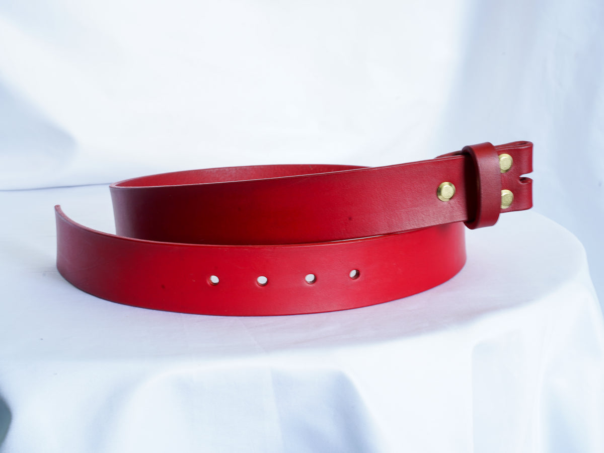 Gürtelriemen ohne Schnalle | Leder vegetabil gegerbt | Rot  | Gürtel- Blank 2-4cm