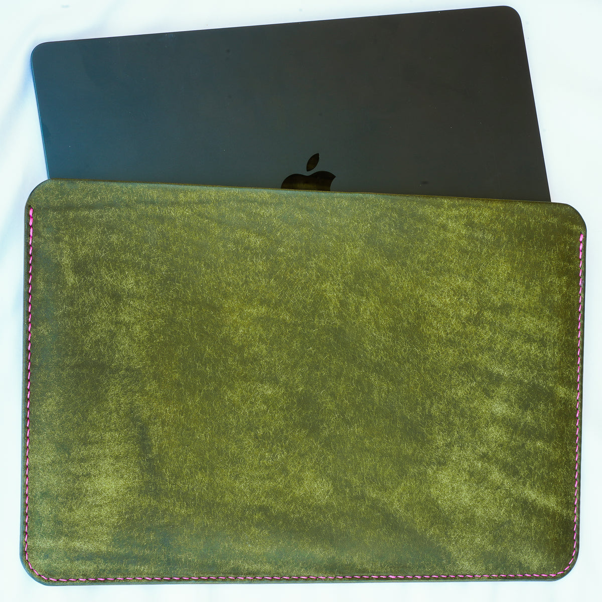 Premium MacBook Sleeve | Hand-stitched Tuscan leather | Leather iPad Pro MacBook Air Pro case