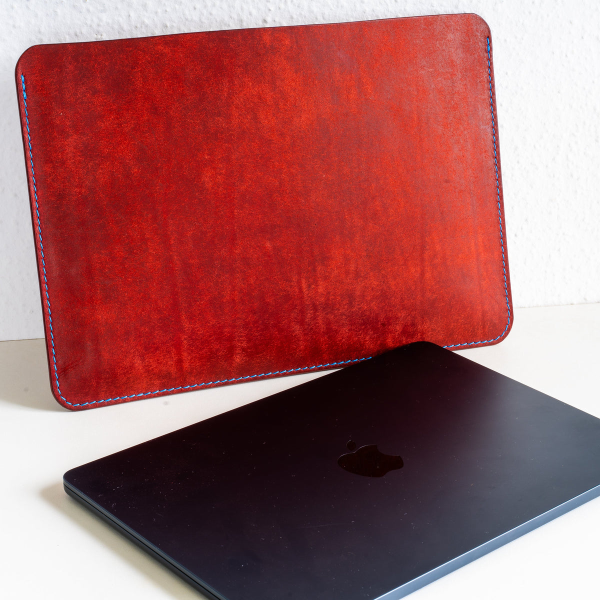 Premium MacBook Sleeve | Hand-stitched Tuscan leather | Leather iPad Pro MacBook Air Pro case