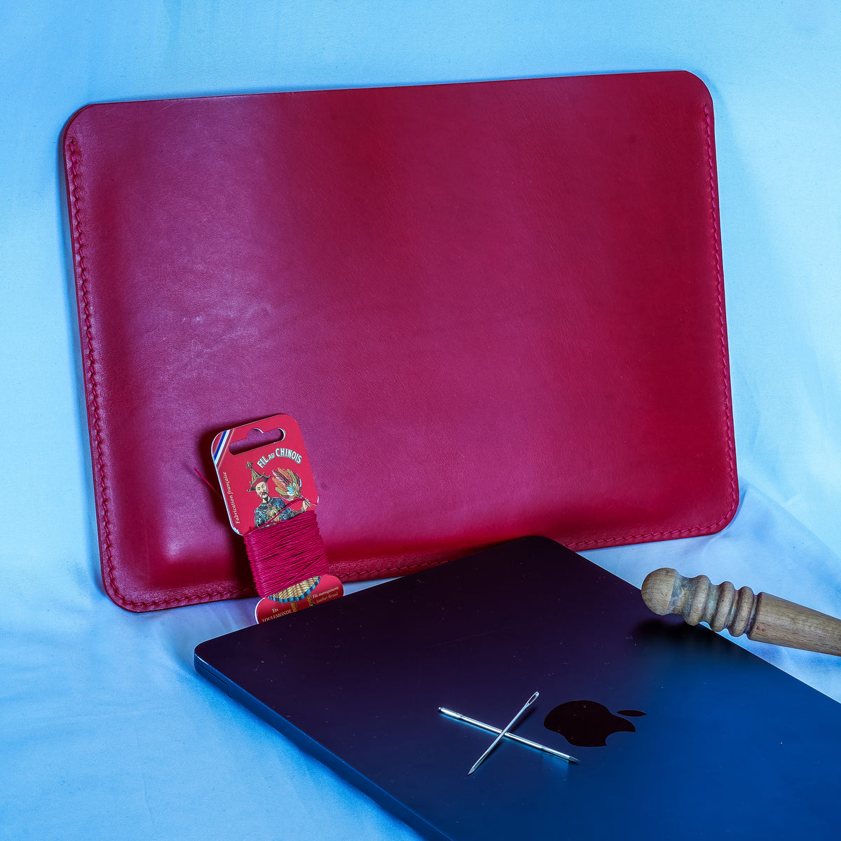 Housse MacBook en cuir cousue main | Housse en cuir Air Pro 13 14 15 16 | Badalassi Carlo | Bone