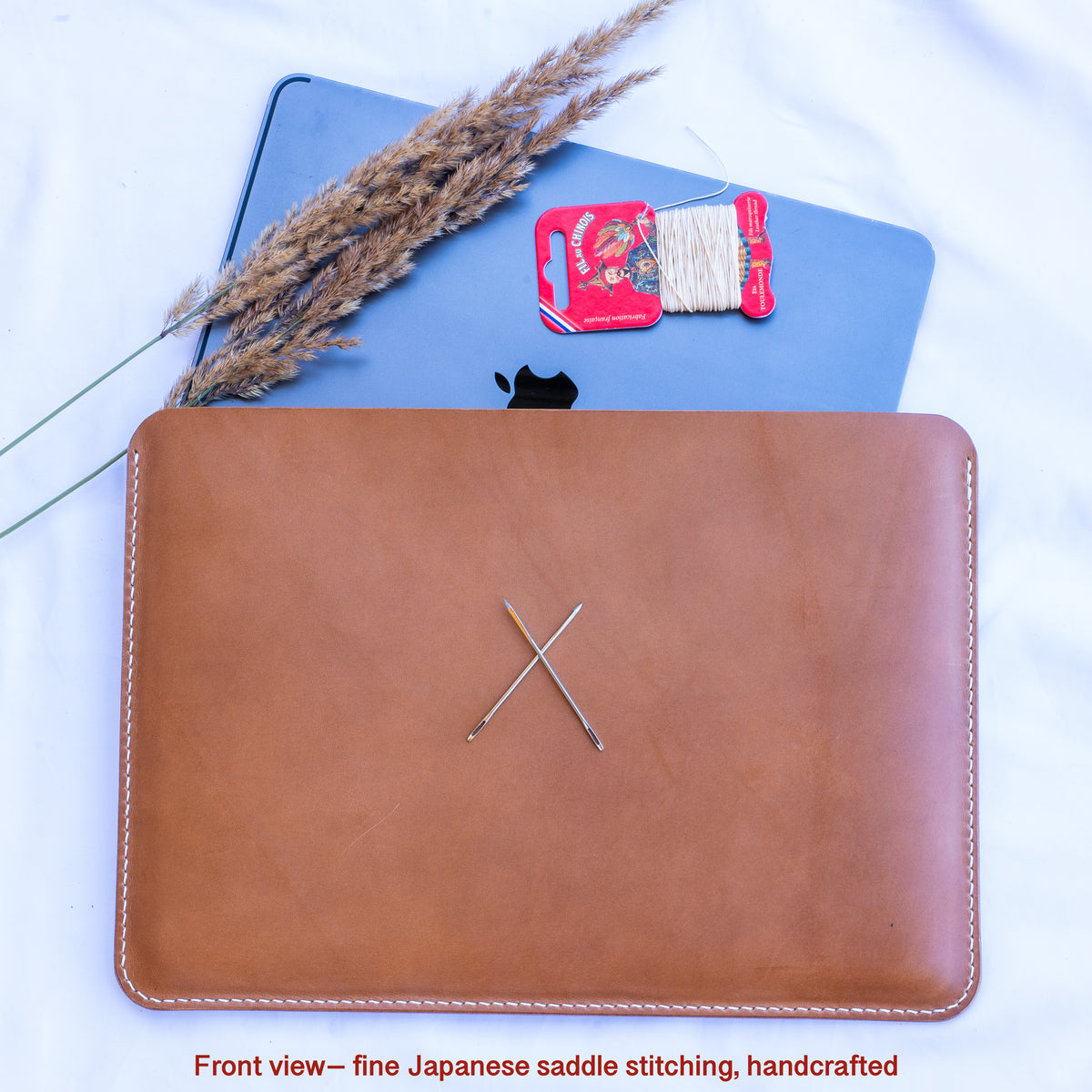 Handgefertigte MacBook Lederhülle | Buttero-Leder Conceria Walpier | Karamell | iPad & MacBook Sleeve 11–16 Zoll