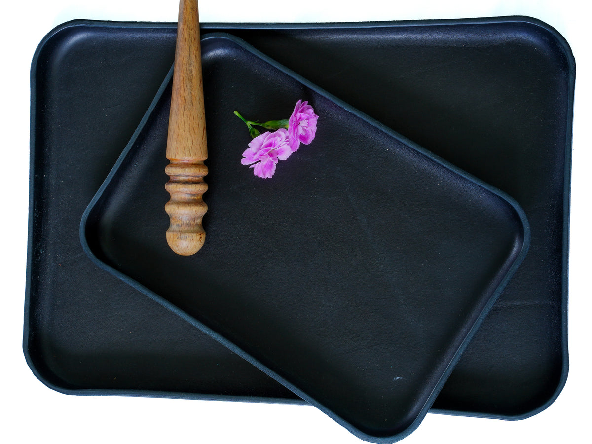 Leder Valet Tray Schwarz – Pflanzlich gegerbt | Leder mit Liebe