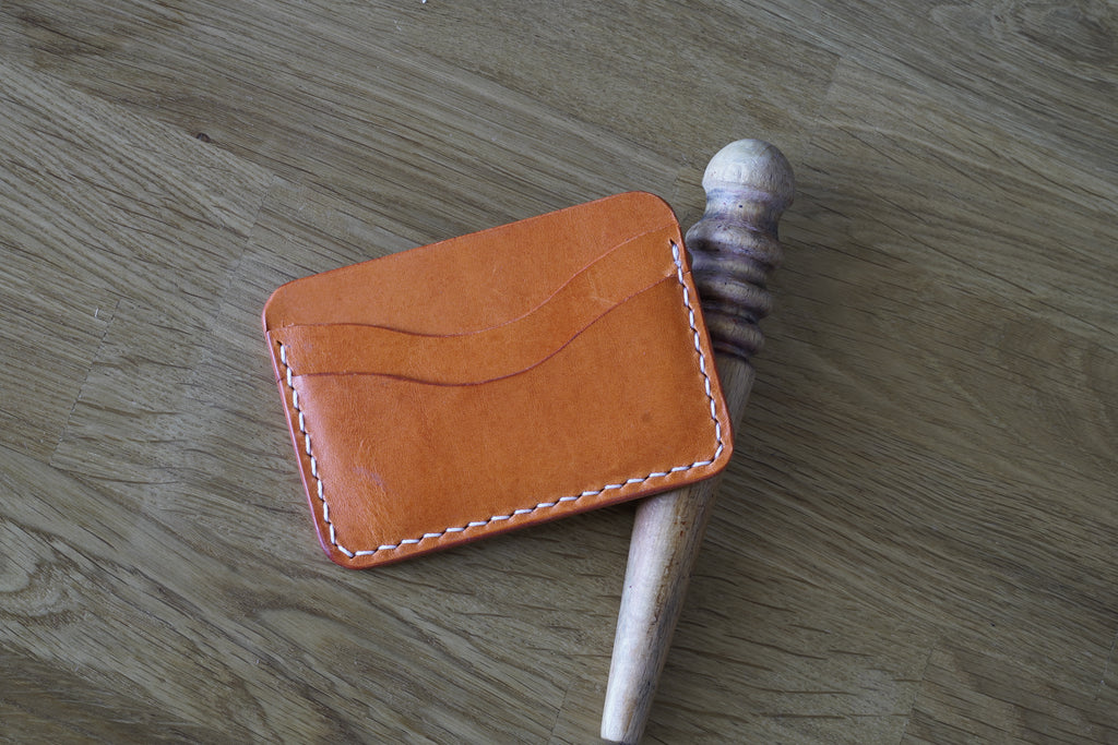 Kartenetui aus Buttero Leder | Handgenähtes Bifold Portemonnaie