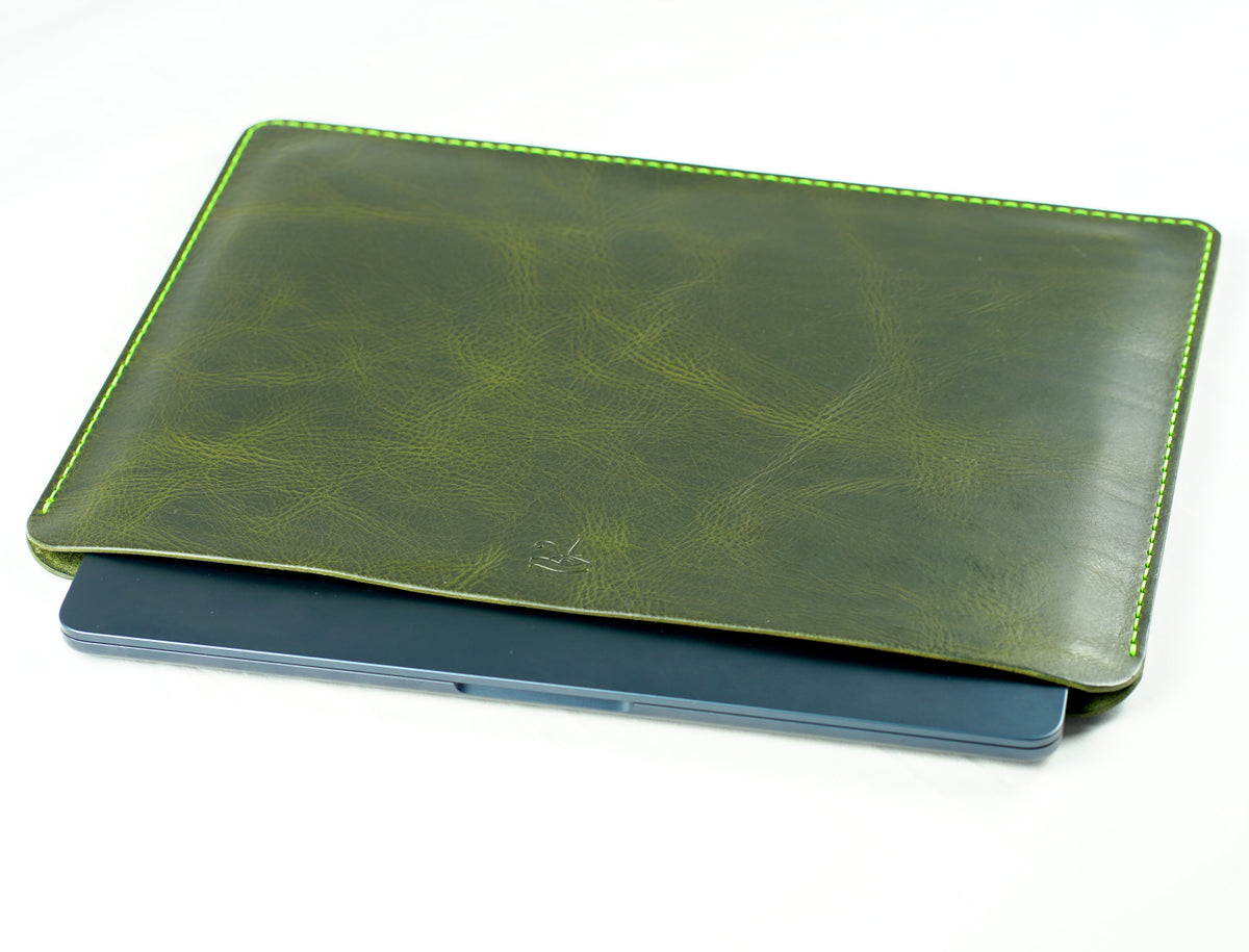 Housse MacBook en cuir cousue main | Housse en cuir Air Pro 13 14 15 16 | Badalassi Carlo | Bone