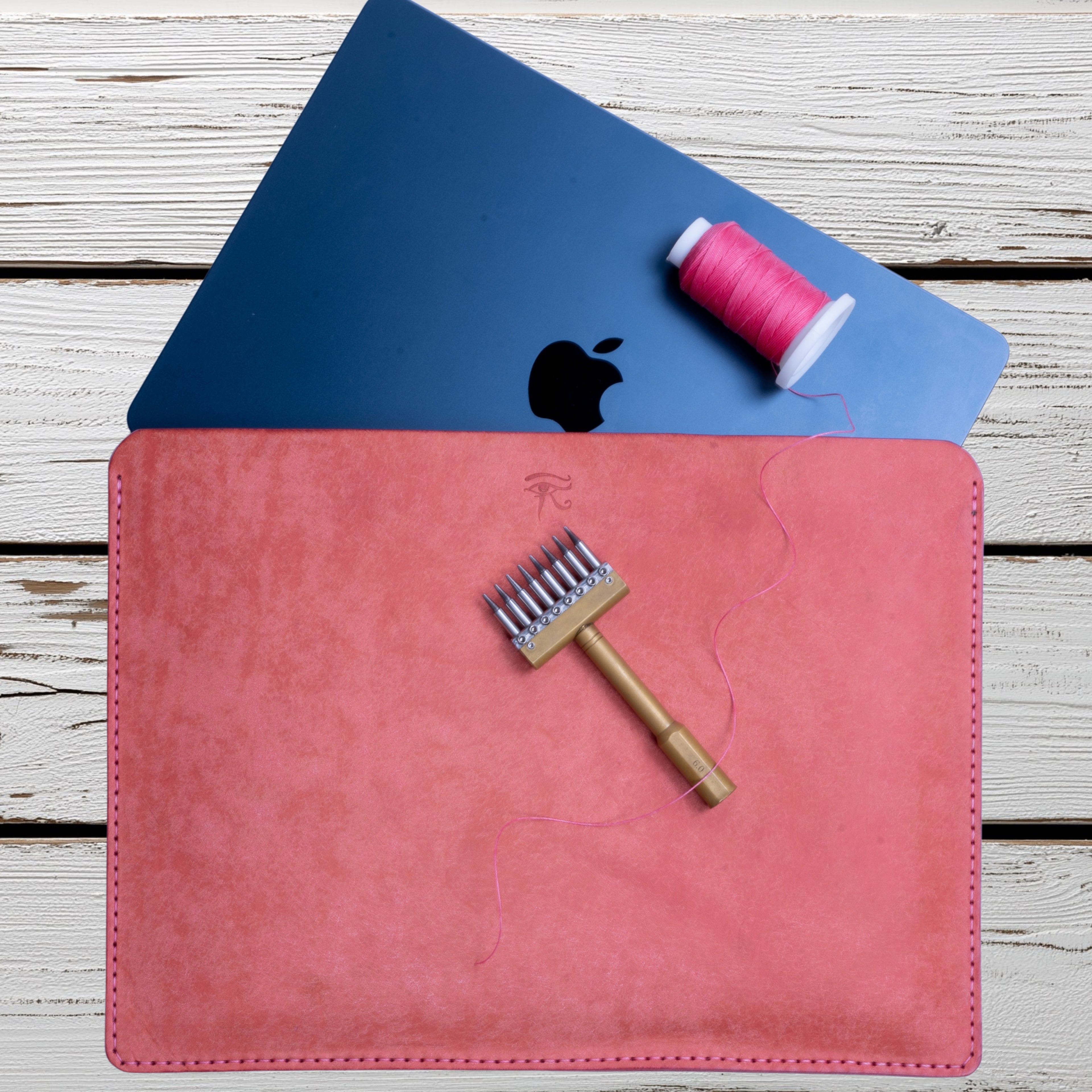 Premium MacBook Sleeve | Hand-stitched Tuscan leather | Leather iPad Pro MacBook Air Pro case