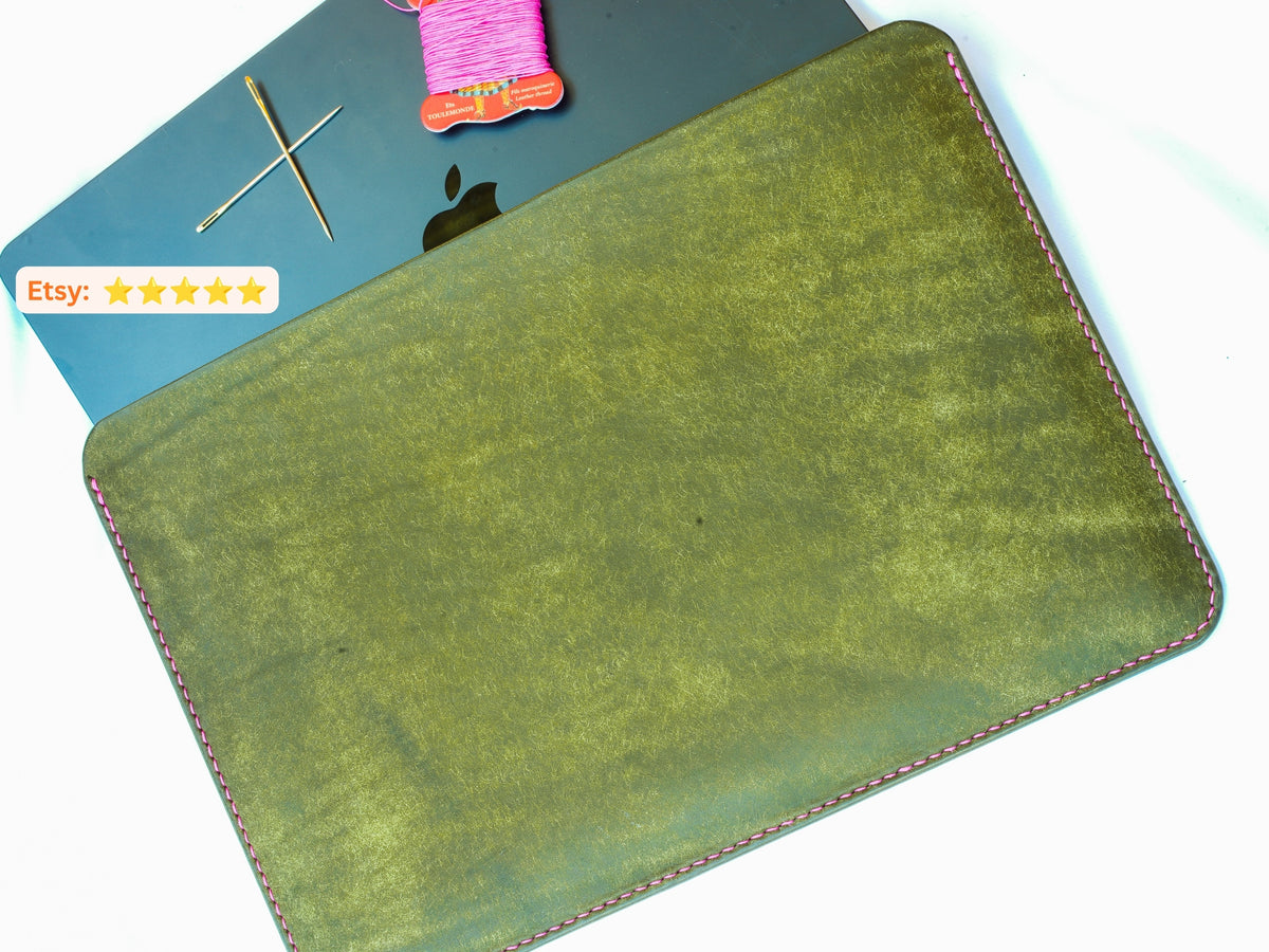 Premium MacBook Sleeve | Hand-stitched Tuscan leather | Leather iPad Pro MacBook Air Pro case