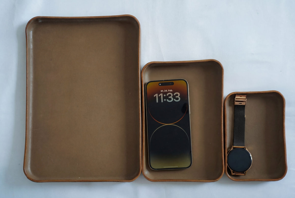 Grey Leather Tray Organizer | Valet Tray & Key Holder Made of Vegetable-Tanned Leather | Handmade Leather Desk Tray (Copy)