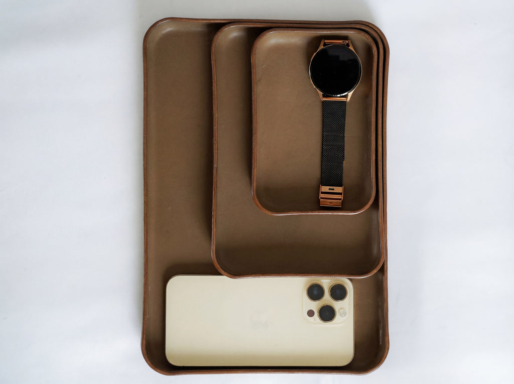 Grey Leather Tray Organizer | Valet Tray & Key Holder Made of Vegetable-Tanned Leather | Handmade Leather Desk Tray (Copy)