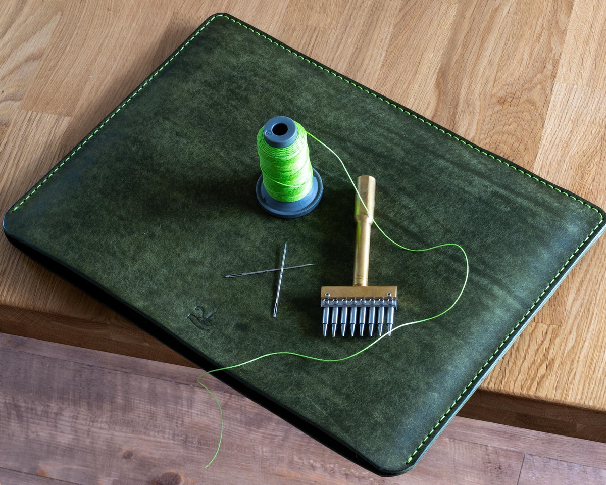 Leather MacBook sleeve | MacBook Case | minimalist iPad sleeve | Laptop case 11, 13, 14, 15, 16,17