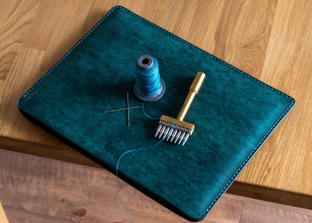 Leather MacBook sleeve | MacBook Case | minimalist iPad sleeve | Laptop case 11, 13, 14, 15, 16,17
