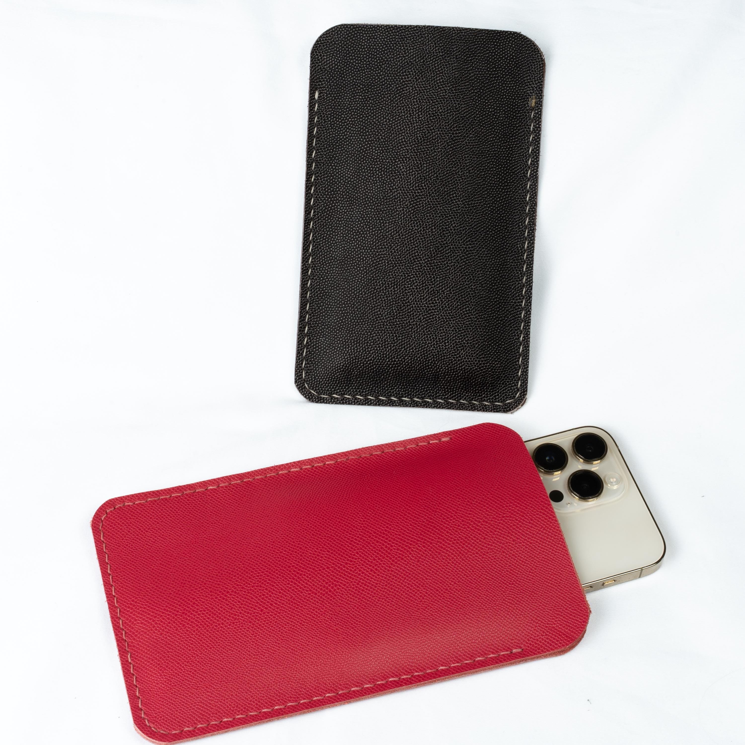 Hand-stitched Leather Case for Your Smartphone - iPhone Case, Every Stitch Sewn by Hand • iPhone Etui