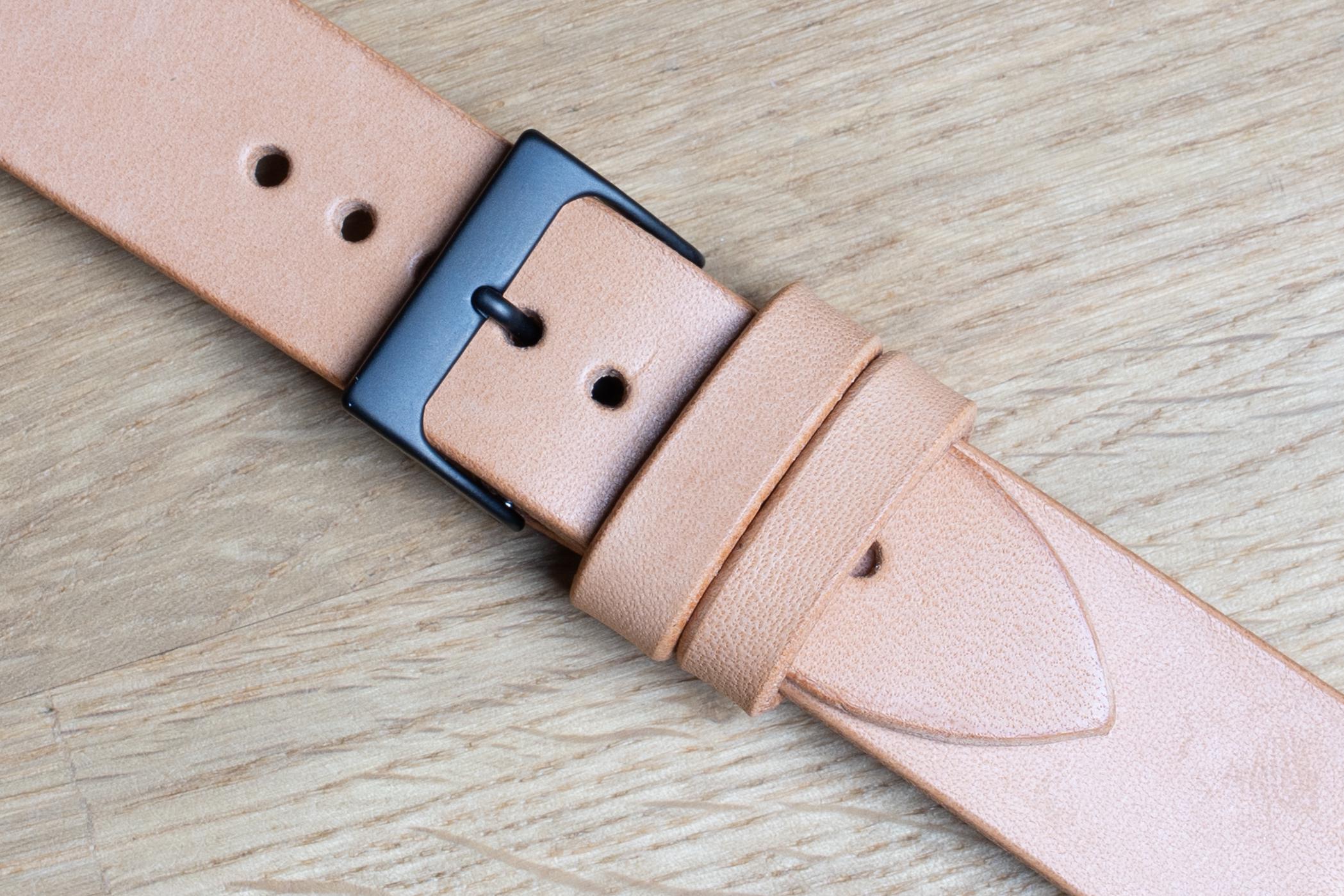Handmade Leather Band for Apple Watch | Vegetable Tanned Leather | Watch Strap for Her & Him | Handmade in Germany | Gift for Apple Watch