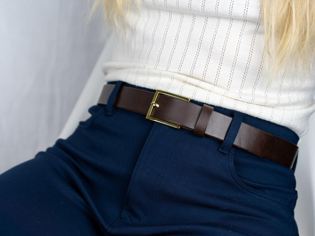 Artisan Handcrafted Leather Belts: Custom Jeans Belts for Men and Women - leather Jeans Belts | Handmade in Germany
