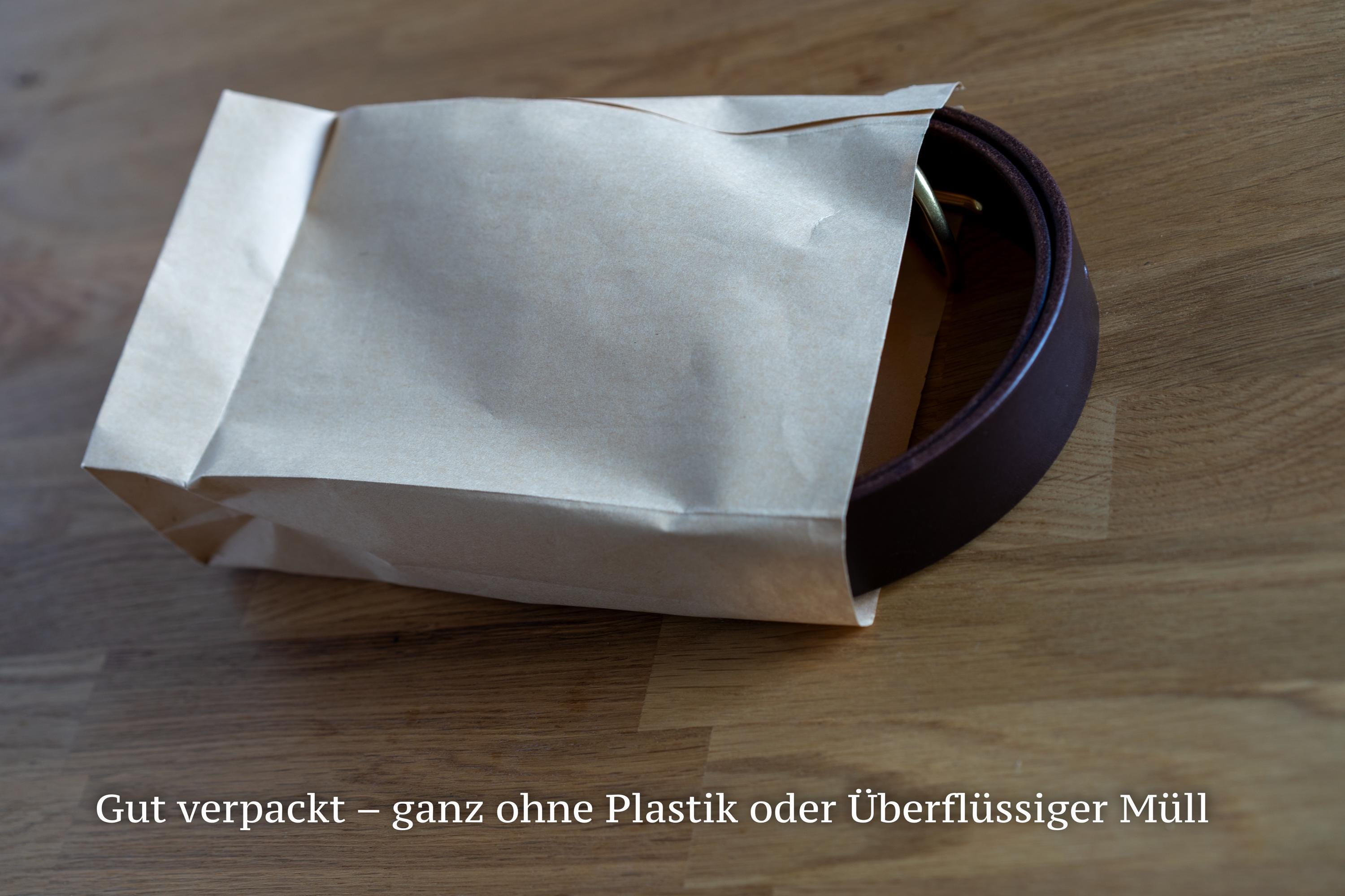 Artisan Handcrafted Leather Belts: Custom Jeans Belts for Men and Women - leather Jeans Belts | Handmade in Germany