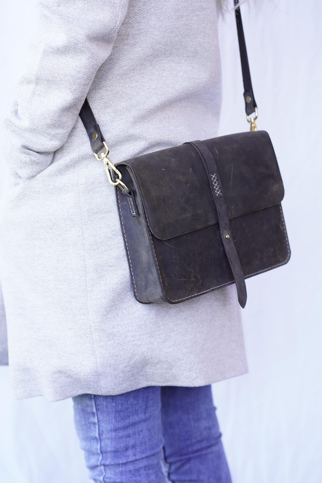 Handcrafted Leather Crossbody Bag from leather - Vintage leather bag - Saddle Stitched - Handmade leather bag