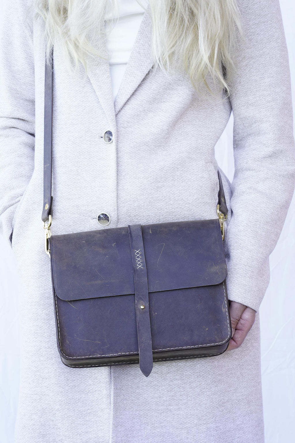 Handcrafted Leather Crossbody Bag from leather - Vintage leather bag - Saddle Stitched - Handmade leather bag