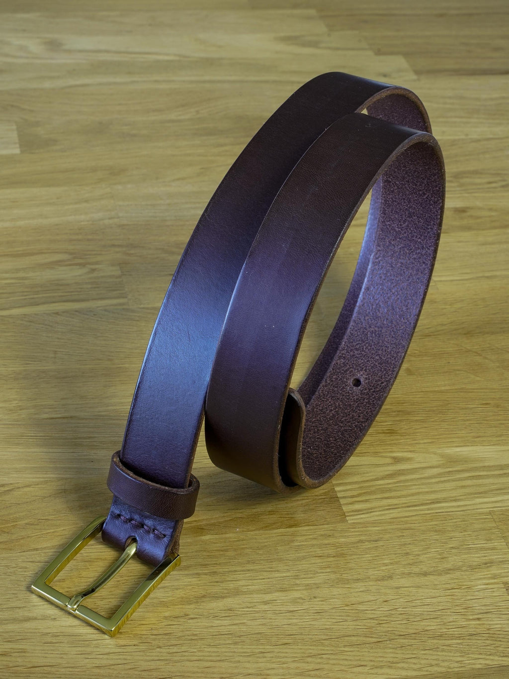 Artisan Handcrafted Leather Belts: Custom Jeans Belts for Men and Women - leather Jeans Belts | Handmade in Germany
