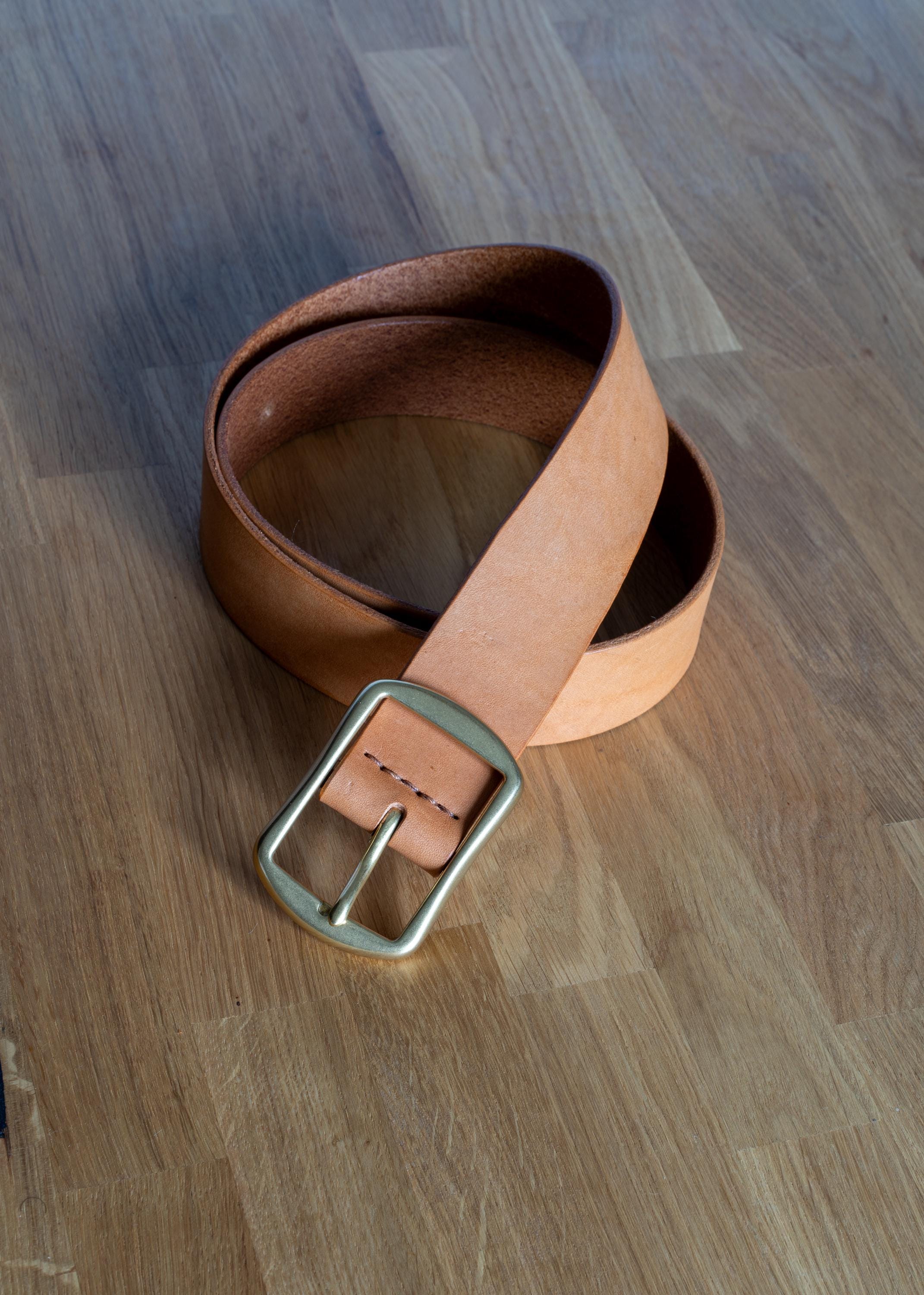 leather belt Handmade vegetable tanned Italian leather Polished Brass Buckle
