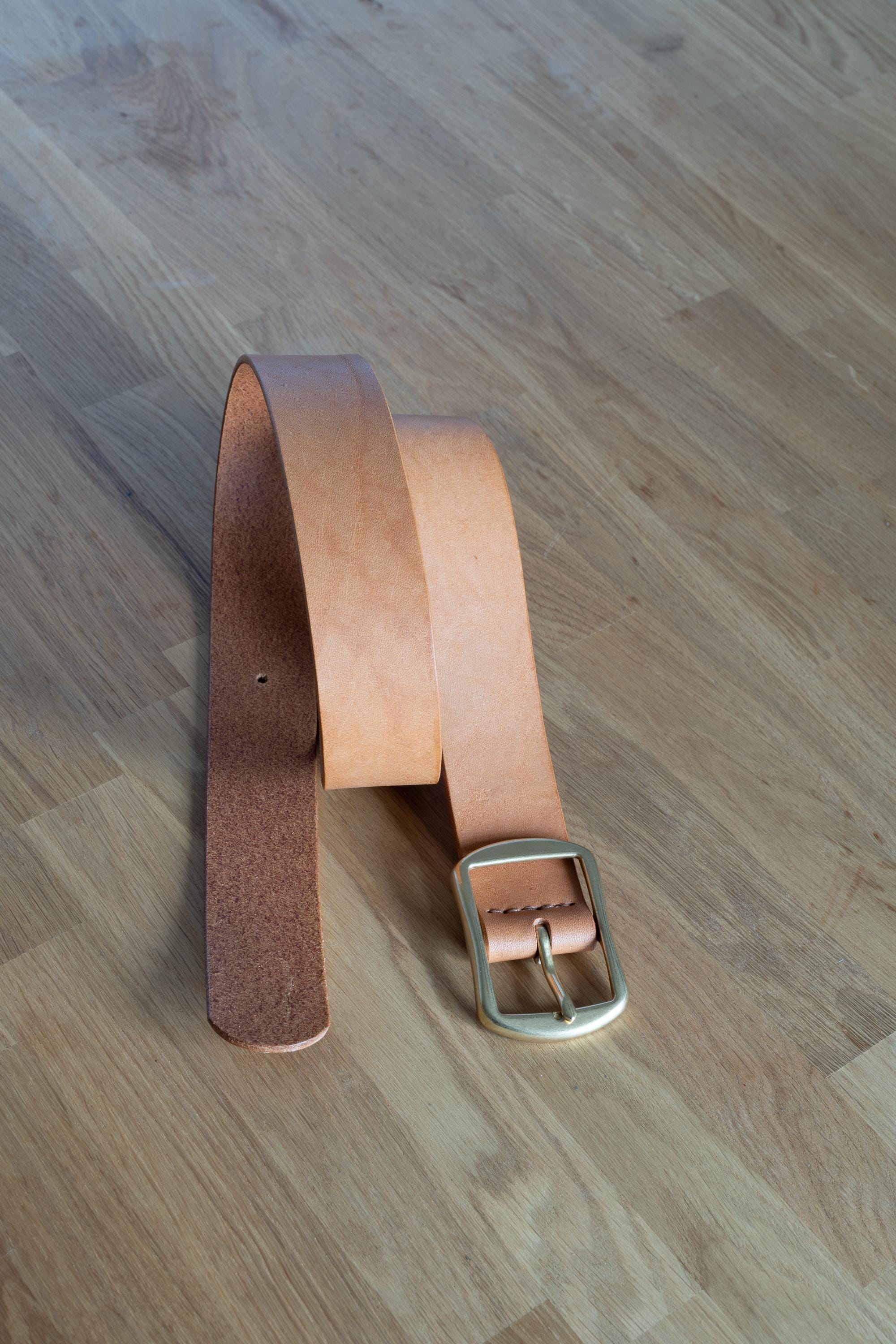 leather belt Handmade vegetable tanned Italian leather Polished Brass Buckle