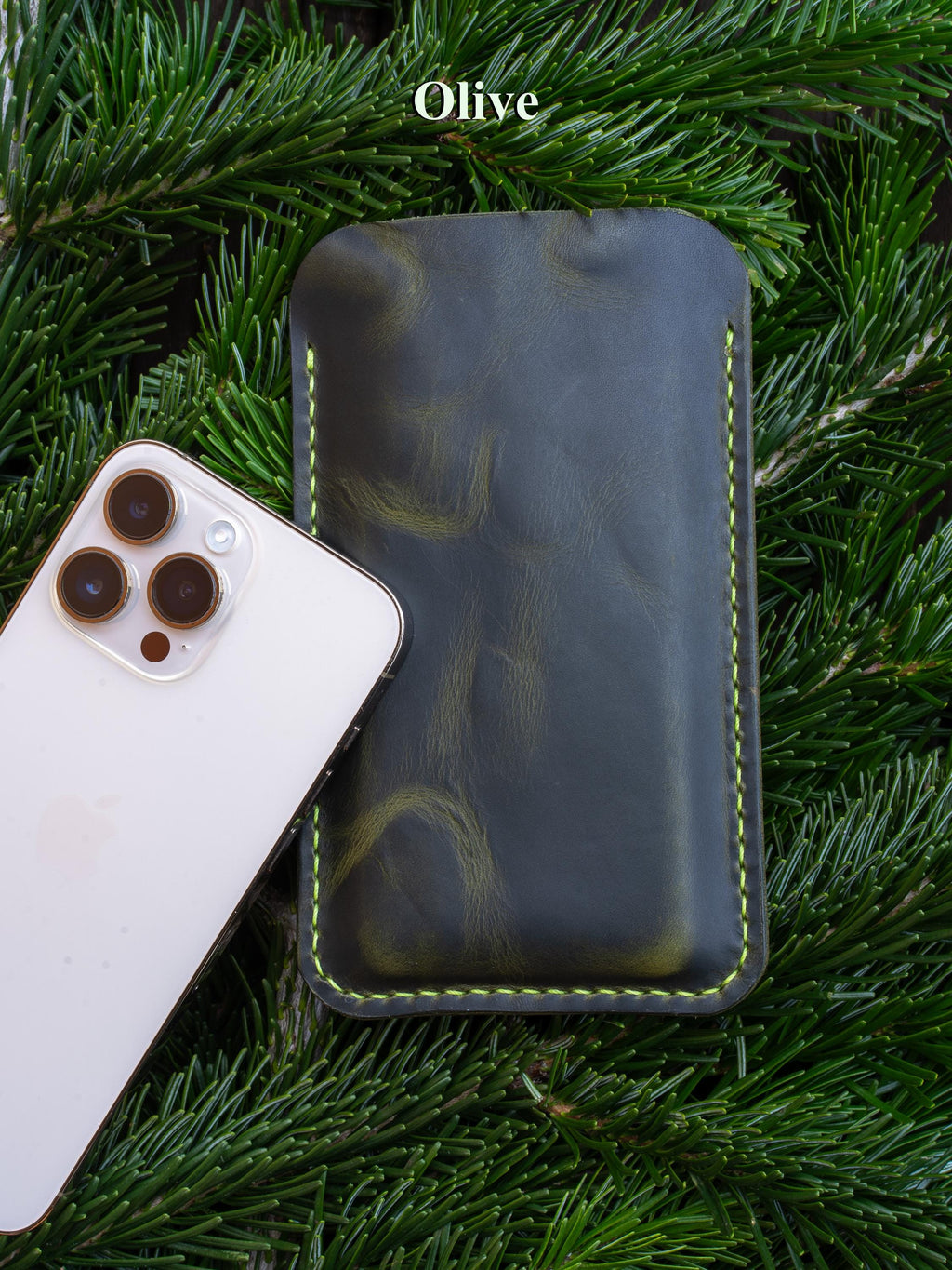Hand-stitched Leather Case for Your Smartphone - iPhone Case, Every Stitch Sewn by Hand • iPhone Etui