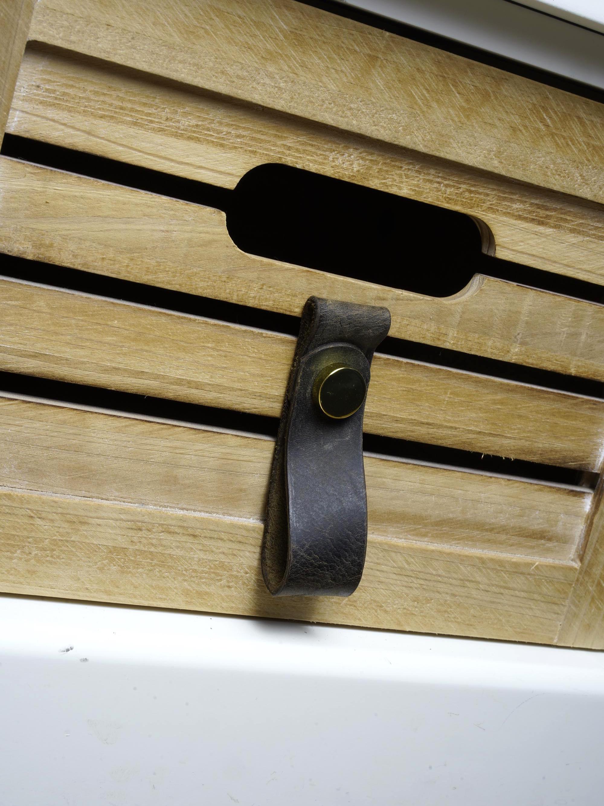 Handmade Leather Handles | Drawer Pulls & Cabinet Knobs | For IKEA Pax Kallax Hemnes | Vegetable Tanned Leather | Made in Germany