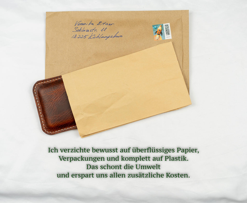 Hand-stitched Leather Case for Your Smartphone - iPhone Case, Every Stitch Sewn by Hand • iPhone Etui