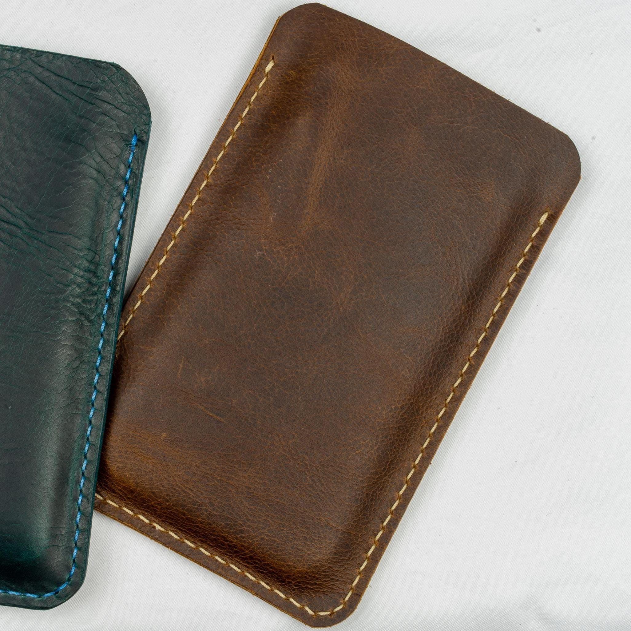 Hand-stitched Leather Case for Your Smartphone - iPhone Case, Every Stitch Sewn by Hand • iPhone Etui