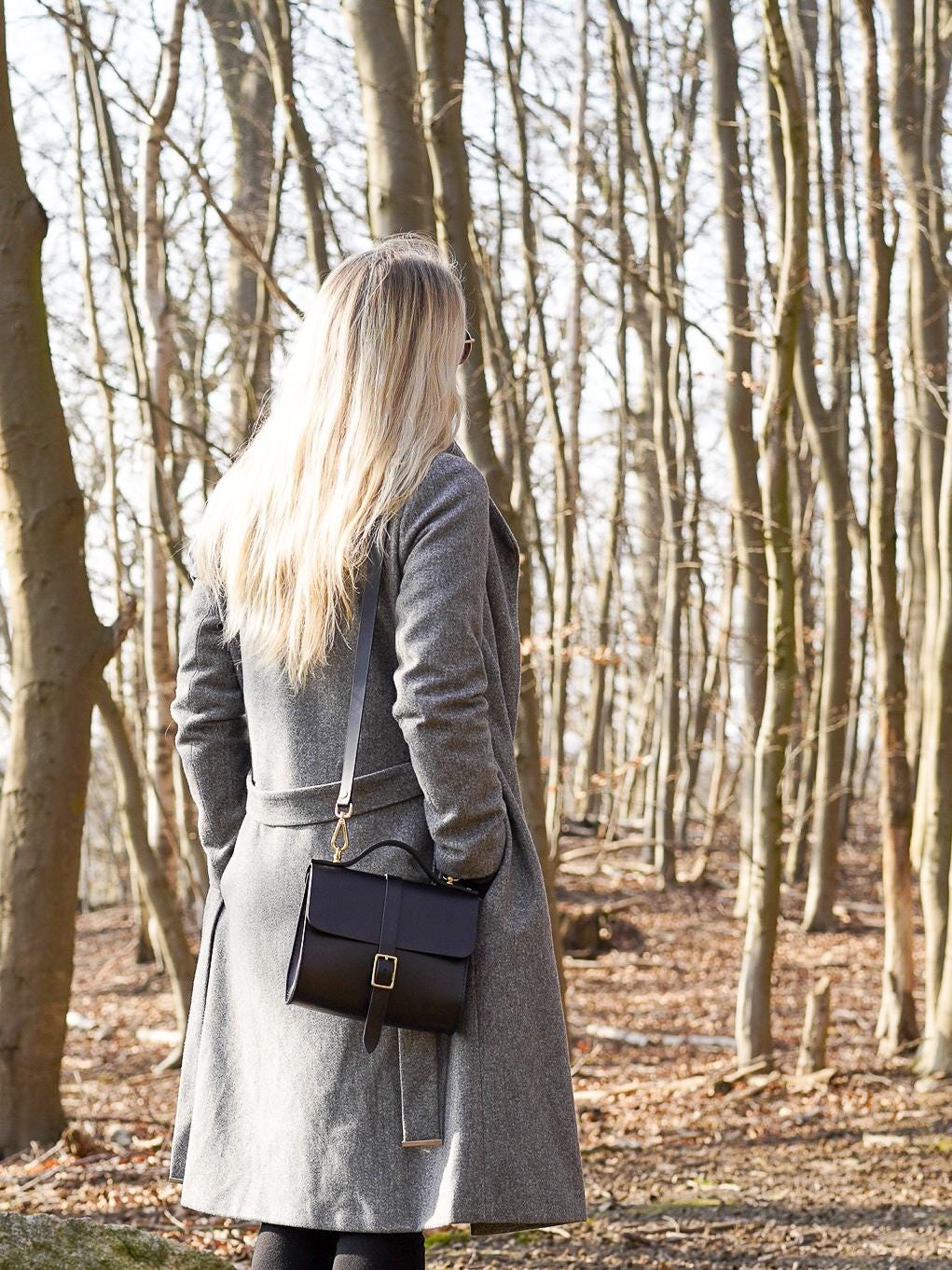 Handgenähte Leder-Crossbody Bag aus italienischem Veg-Tan-Leder | Individuell anpassbar