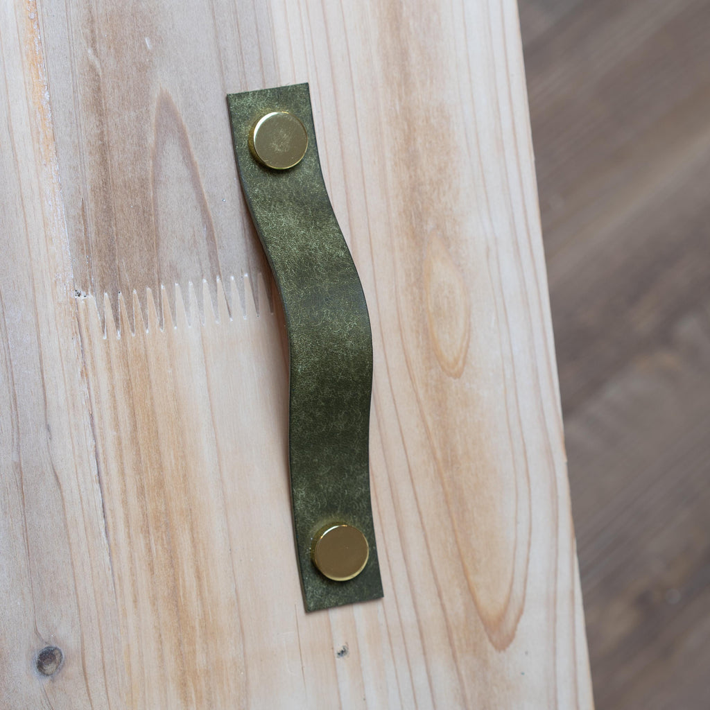 Handmade Leather Handles | Drawer Pulls & Cabinet Knobs | For IKEA Pax Kallax Hemnes | Vegetable Tanned Leather | Made in Germany