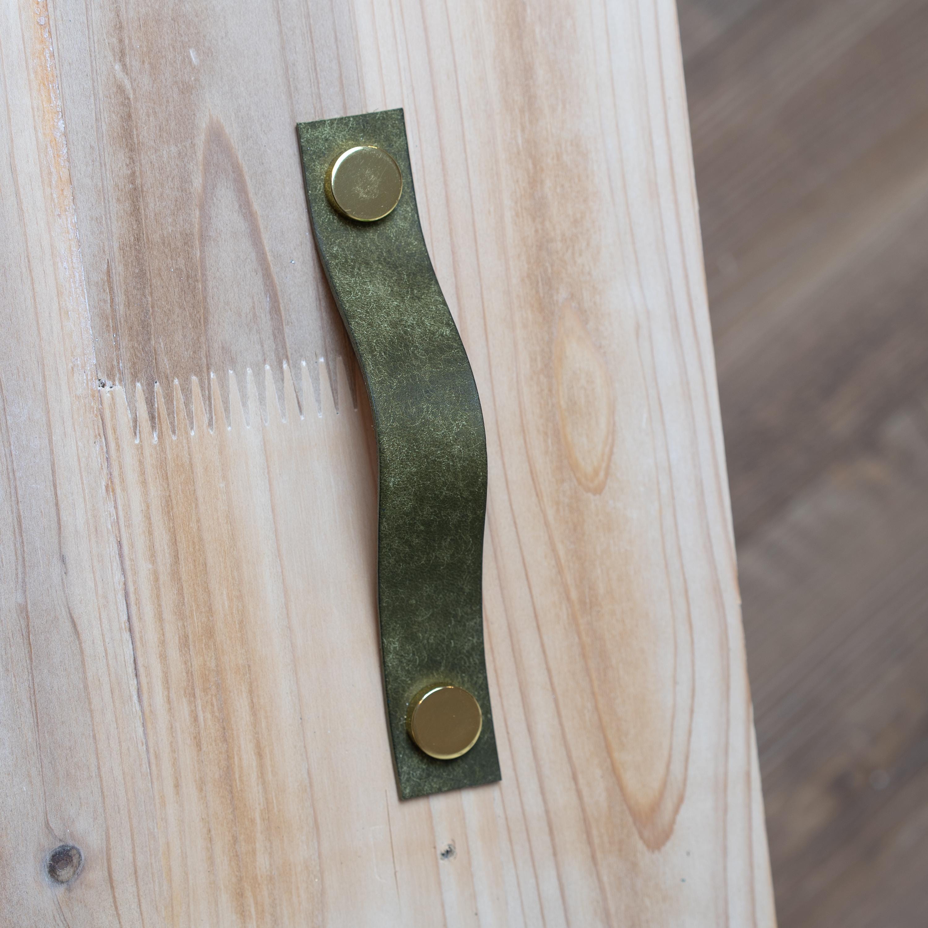 Handmade Leather Handles | Drawer Pulls & Cabinet Knobs | For IKEA Pax Kallax Hemnes | Vegetable Tanned Leather | Made in Germany