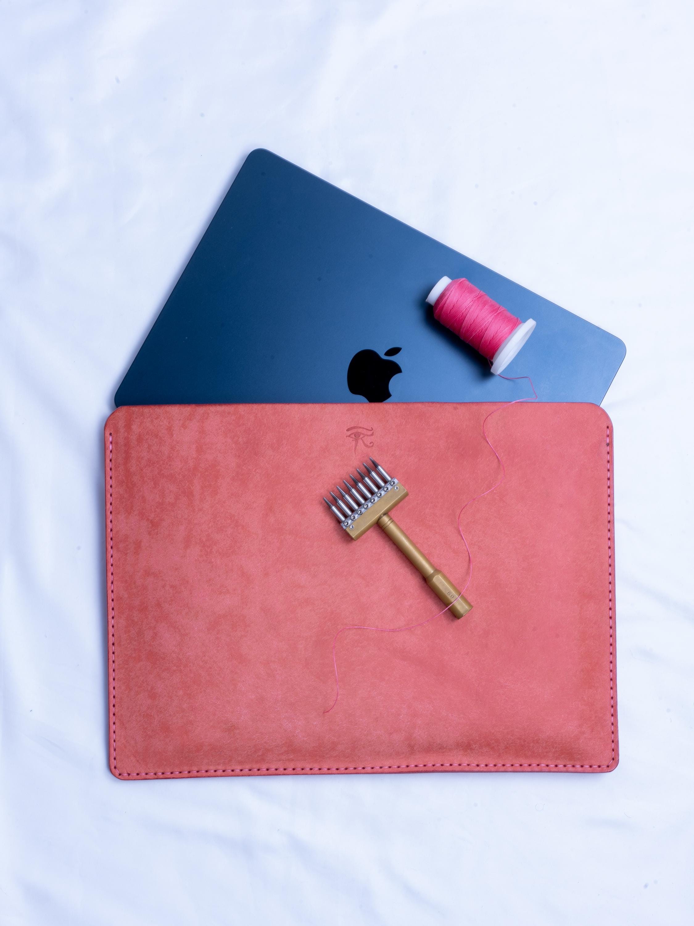 Leather MacBook sleeve | MacBook Case | minimalist iPad sleeve | Laptop case 11, 13, 14, 15, 16,17