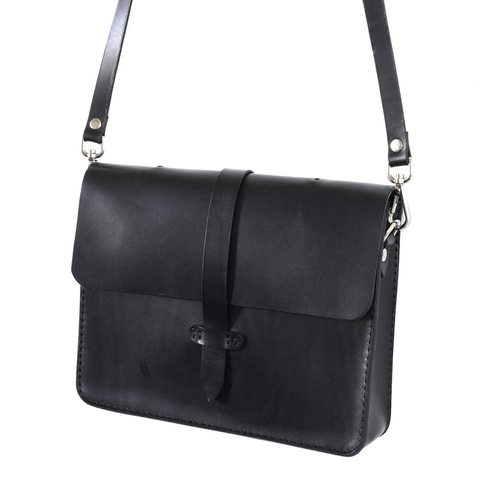 Handgenähte Leder-Laptoptasche aus italienischem Veg-Tan-Leder | Individuell anpassbar | Schwarz