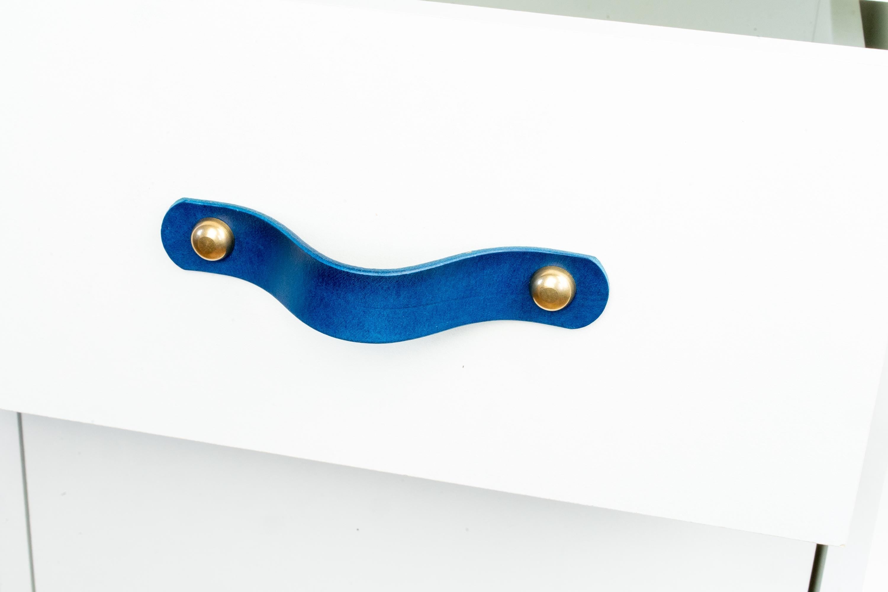 Handmade Leather Handles | Drawer Pulls & Cabinet Knobs | For IKEA Pax Kallax Hemnes | Vegetable Tanned Leather | Made in Germany