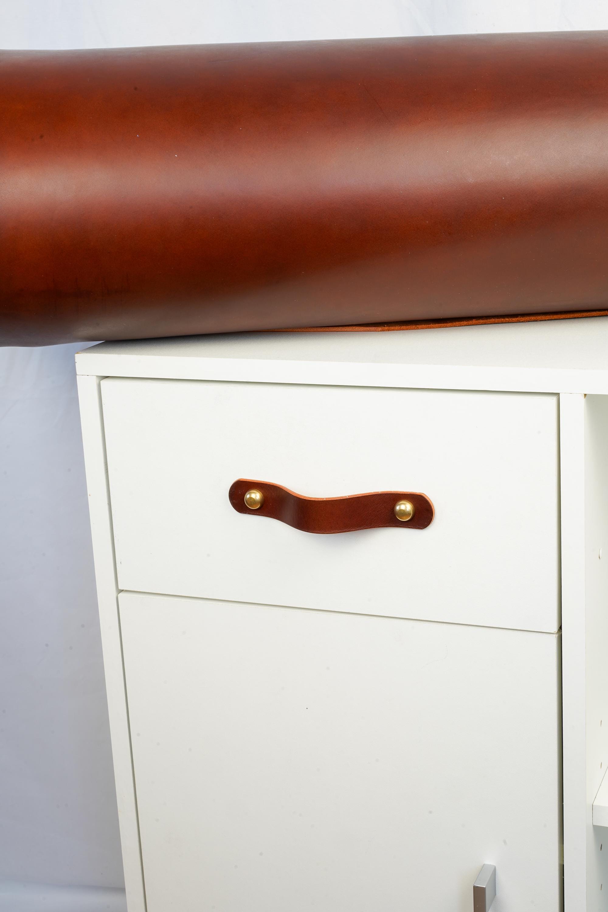 Handmade Leather Handles | Drawer Pulls & Cabinet Knobs | For IKEA Pax Kallax Hemnes | Vegetable Tanned Leather | Made in Germany