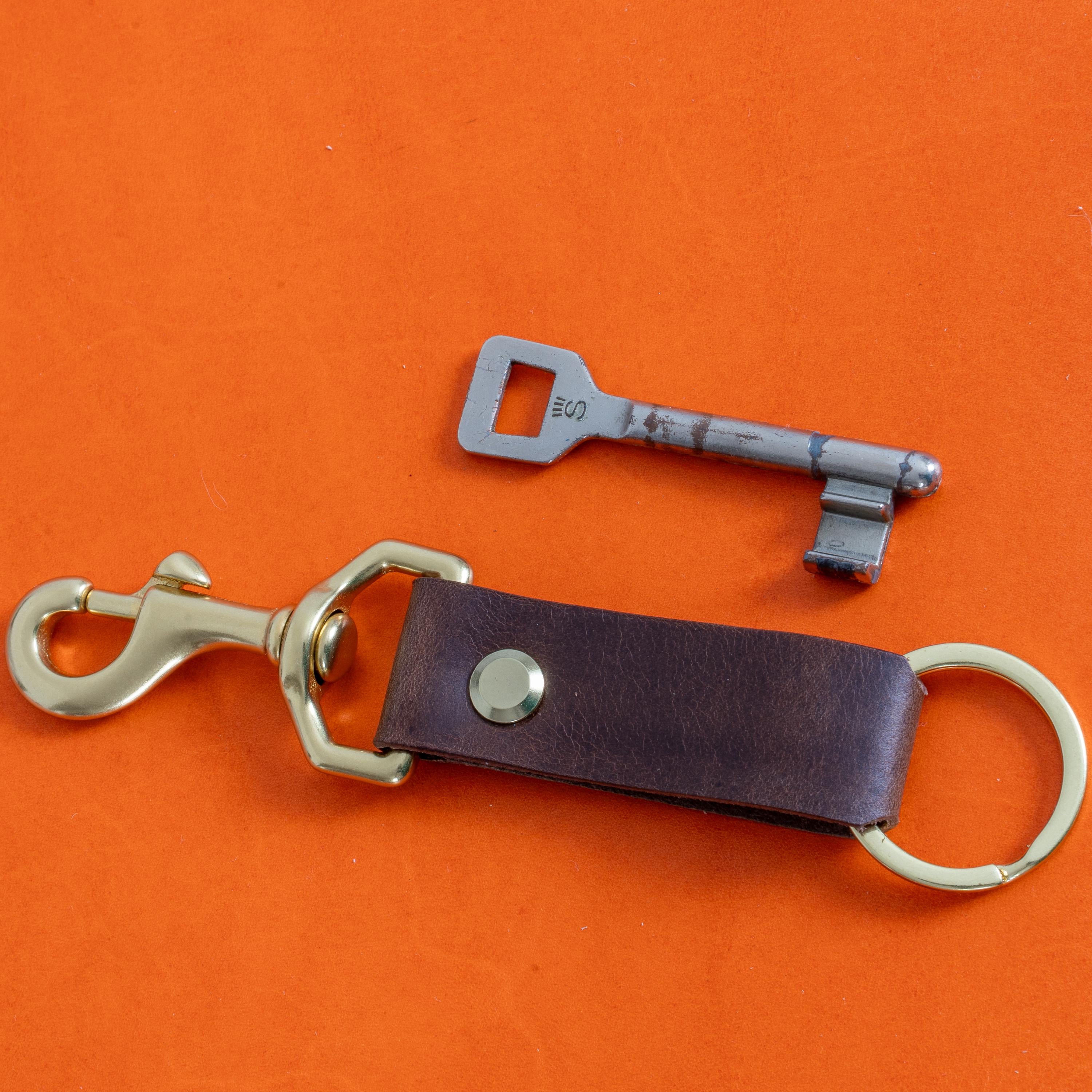 Schlüsselband aus Pueblo-Leder • individuell graviert (bis 15 Buchstaben) • Handarbeit in Deutschland • Schlüsselanhänger