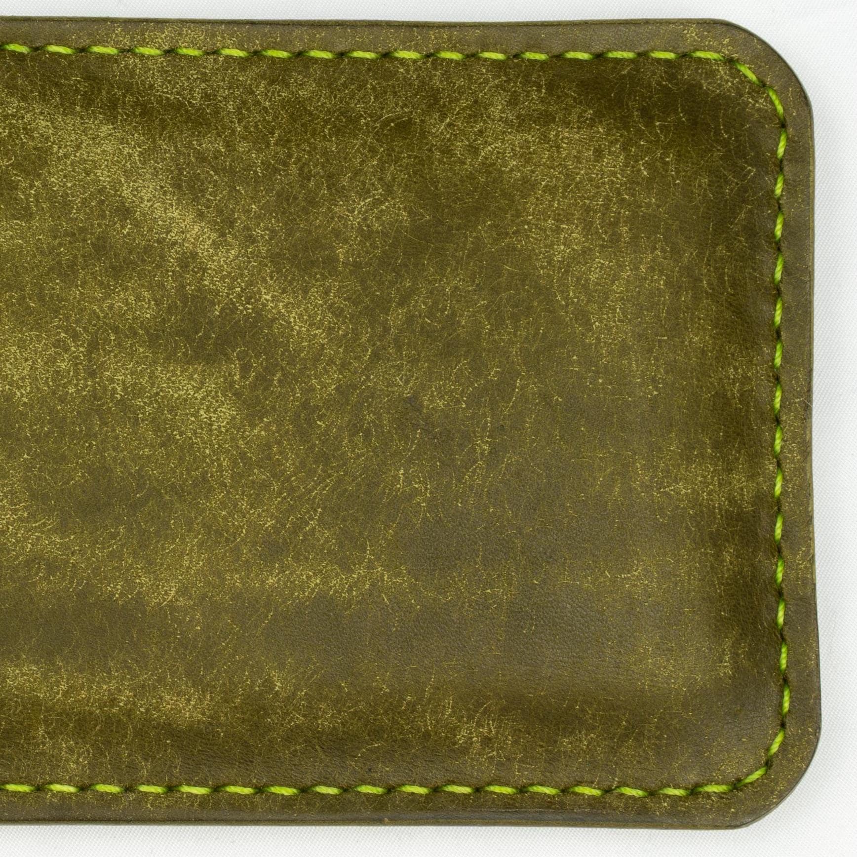 Hand-stitched Leather Case for Your Smartphone - iPhone Case, Every Stitch Sewn by Hand • iPhone Etui