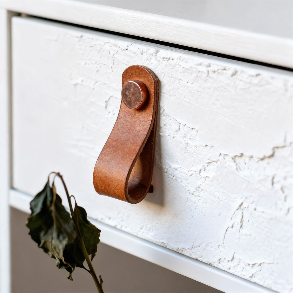 Handmade Leather Handles | Drawer Pulls & Cabinet Knobs | For IKEA Pax Kallax Hemnes | Vegetable Tanned Leather | Made in Germany