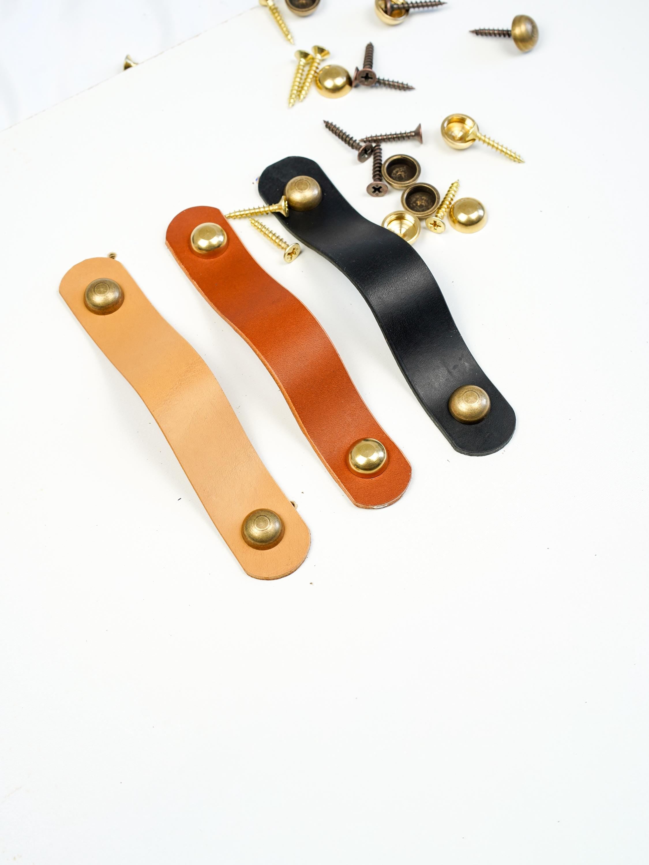 Handmade Leather Handles | Drawer Pulls & Cabinet Knobs | For IKEA Pax Kallax Hemnes | Vegetable Tanned Leather | Made in Germany