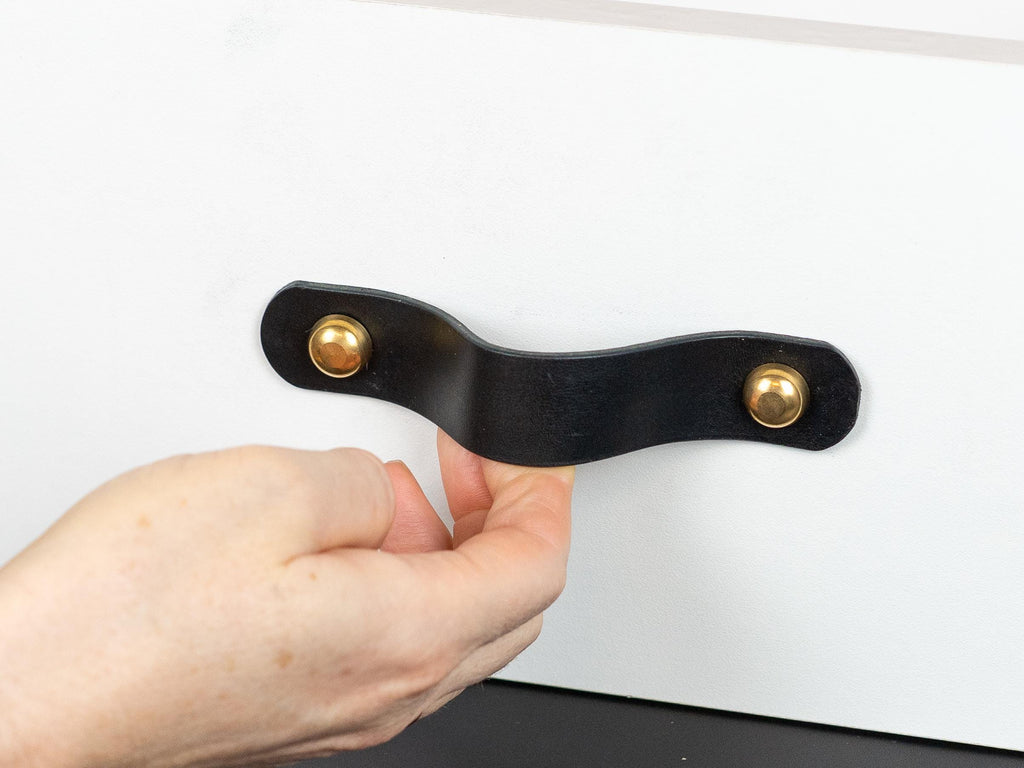 Handmade Leather Handles | Drawer Pulls & Cabinet Knobs | For IKEA Pax Kallax Hemnes | Vegetable Tanned Leather | Made in Germany