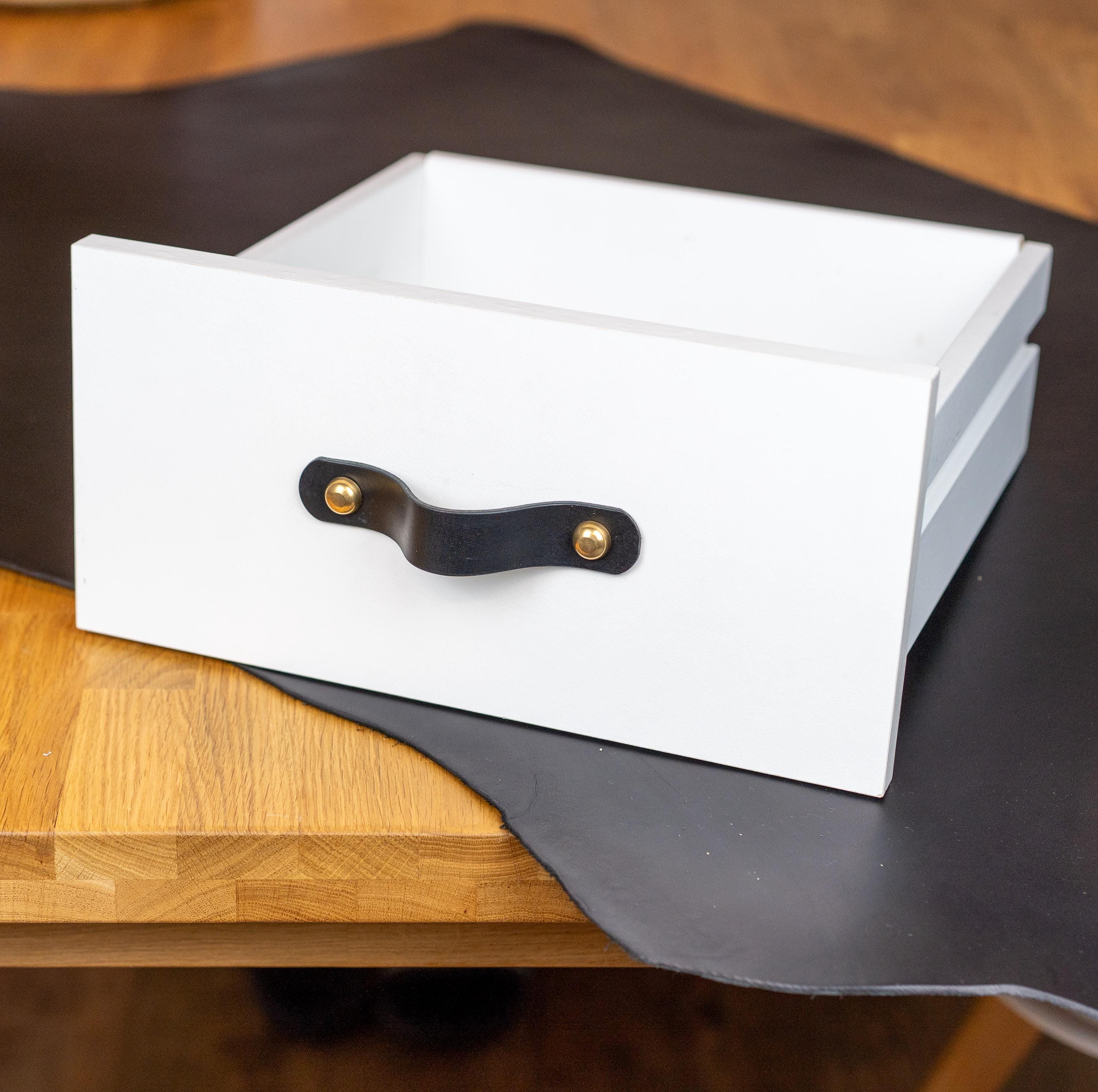 Handmade Leather Handles | Drawer Pulls & Cabinet Knobs | For IKEA Pax Kallax Hemnes | Vegetable Tanned Leather | Made in Germany